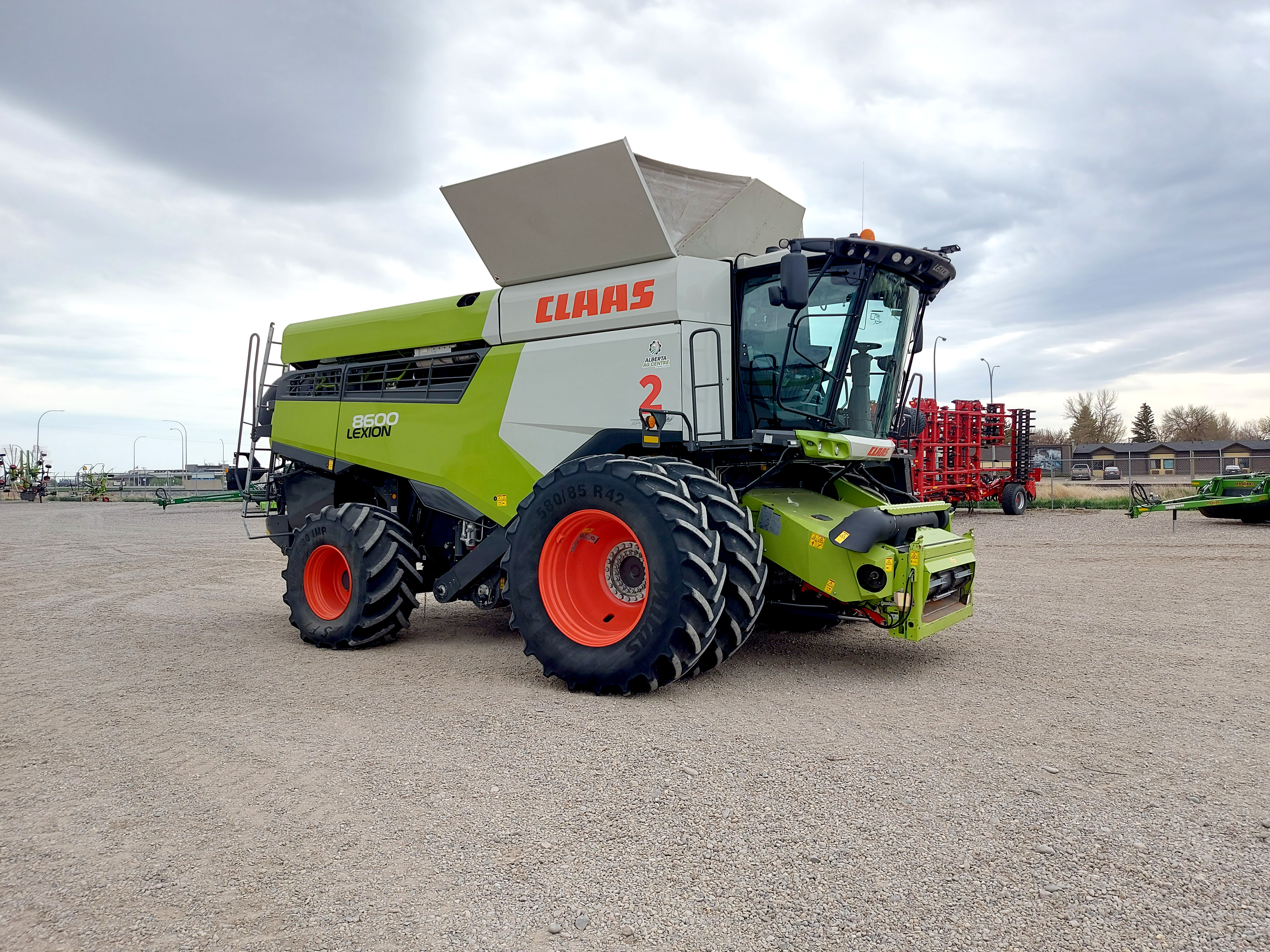 2021 CLAAS 8600 Combine