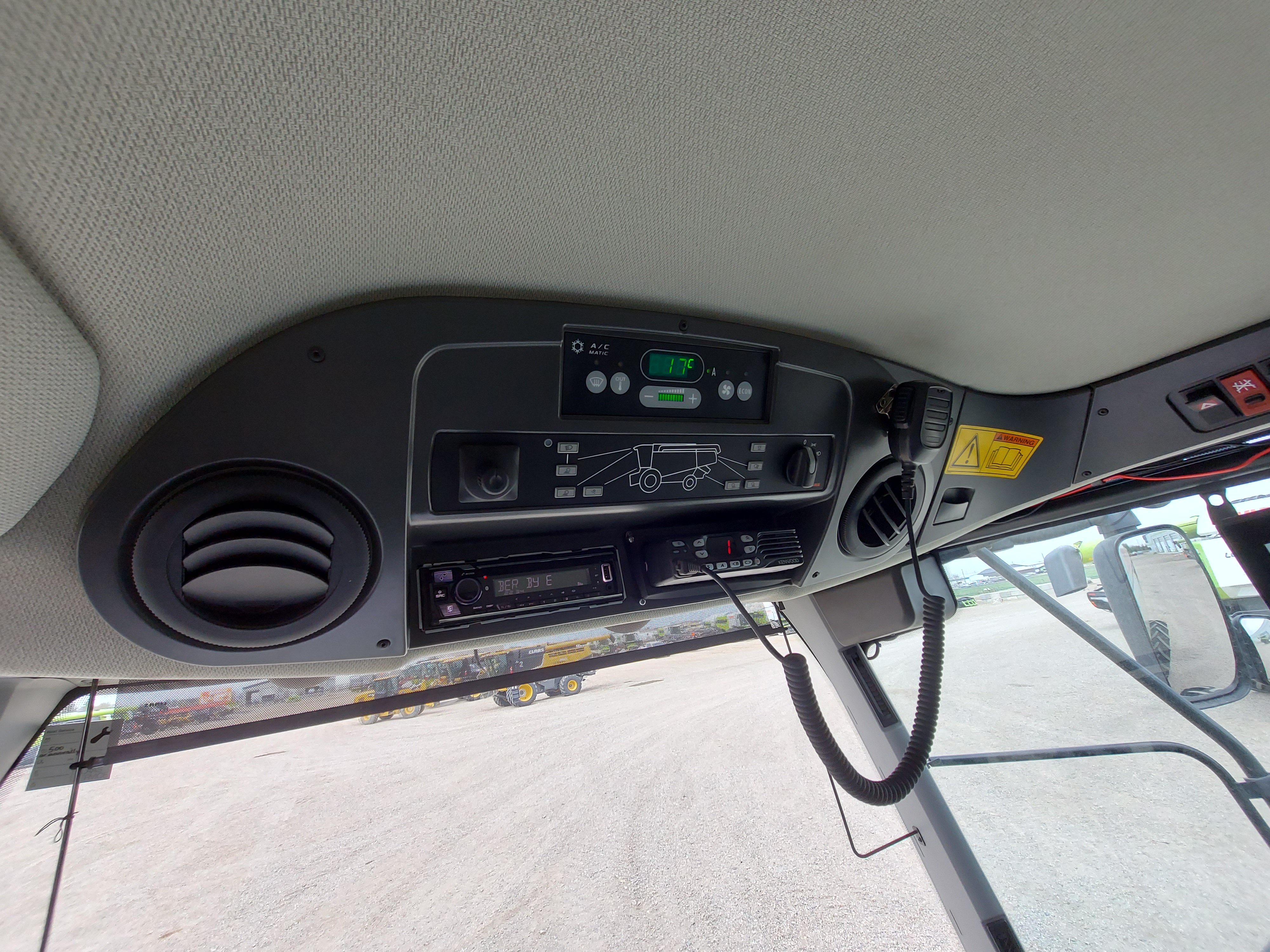 2021 CLAAS 8600 Combine