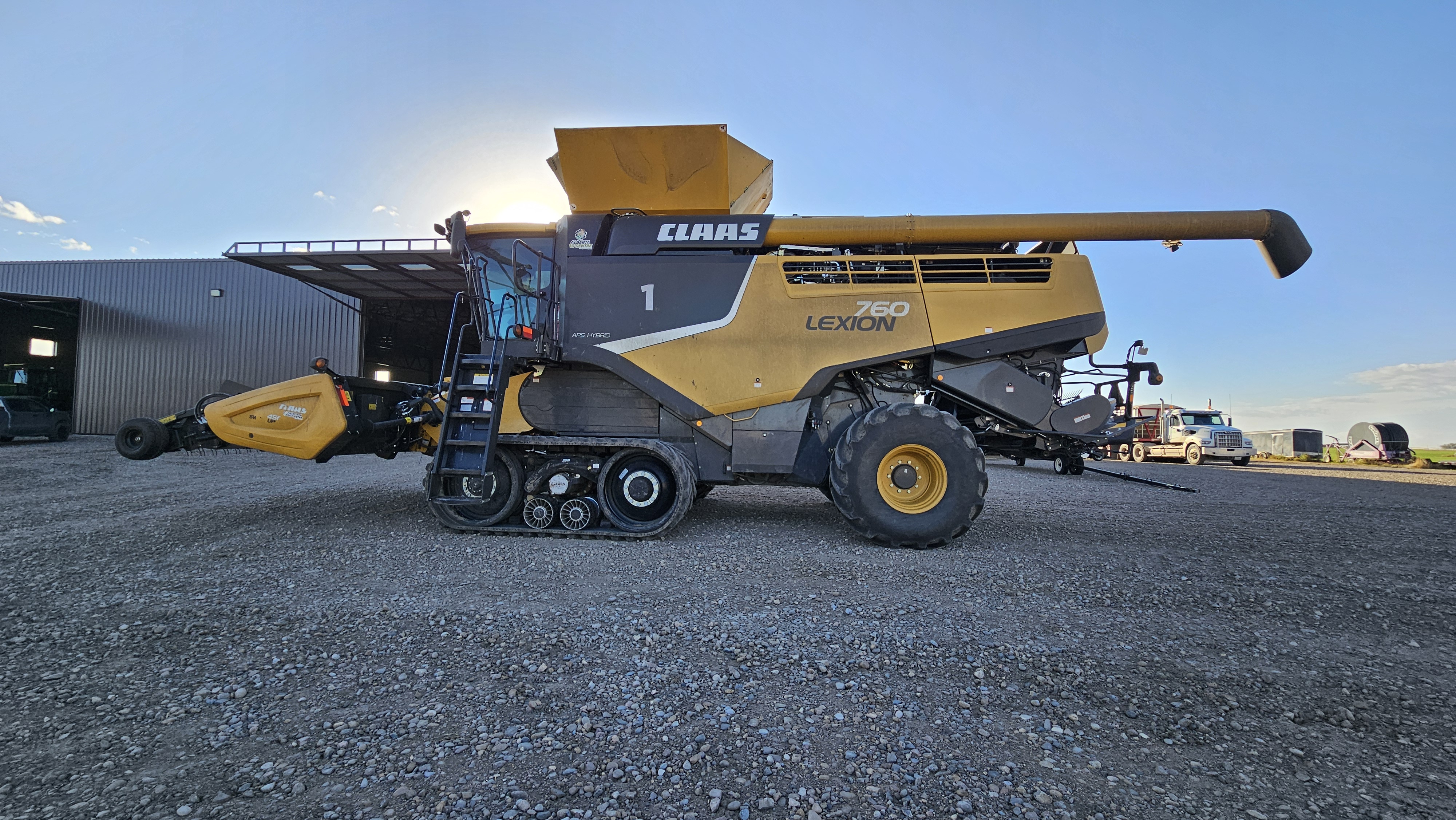 2018 CLAAS LEXION 760TT Combine