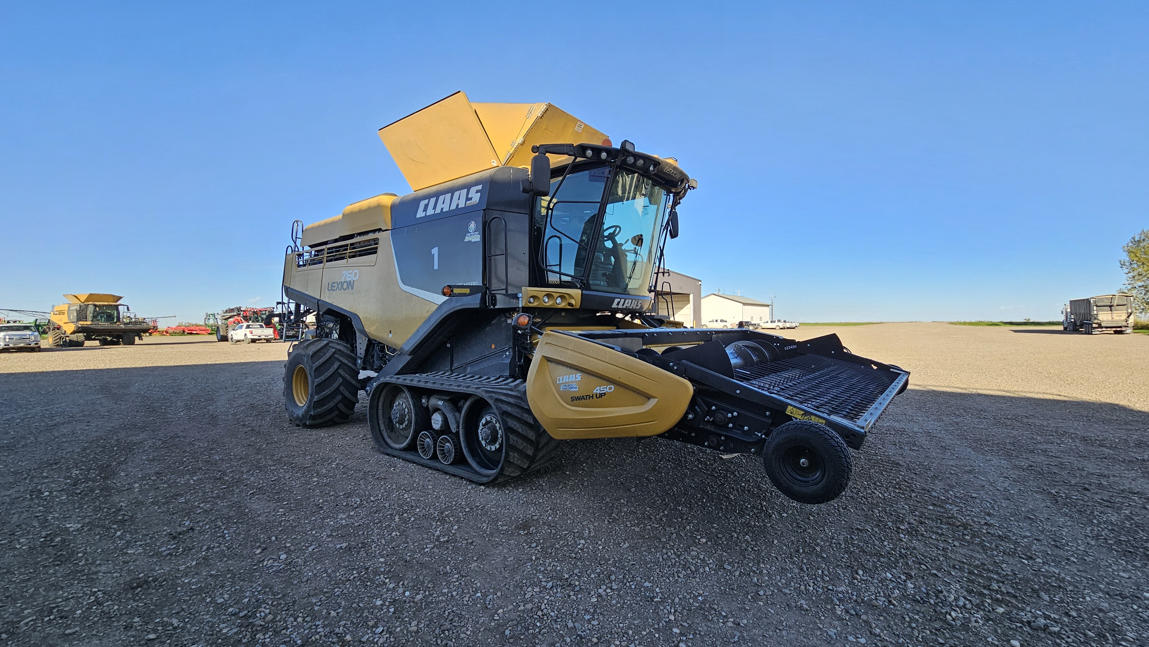 2018 CLAAS LEXION 760TT Combine