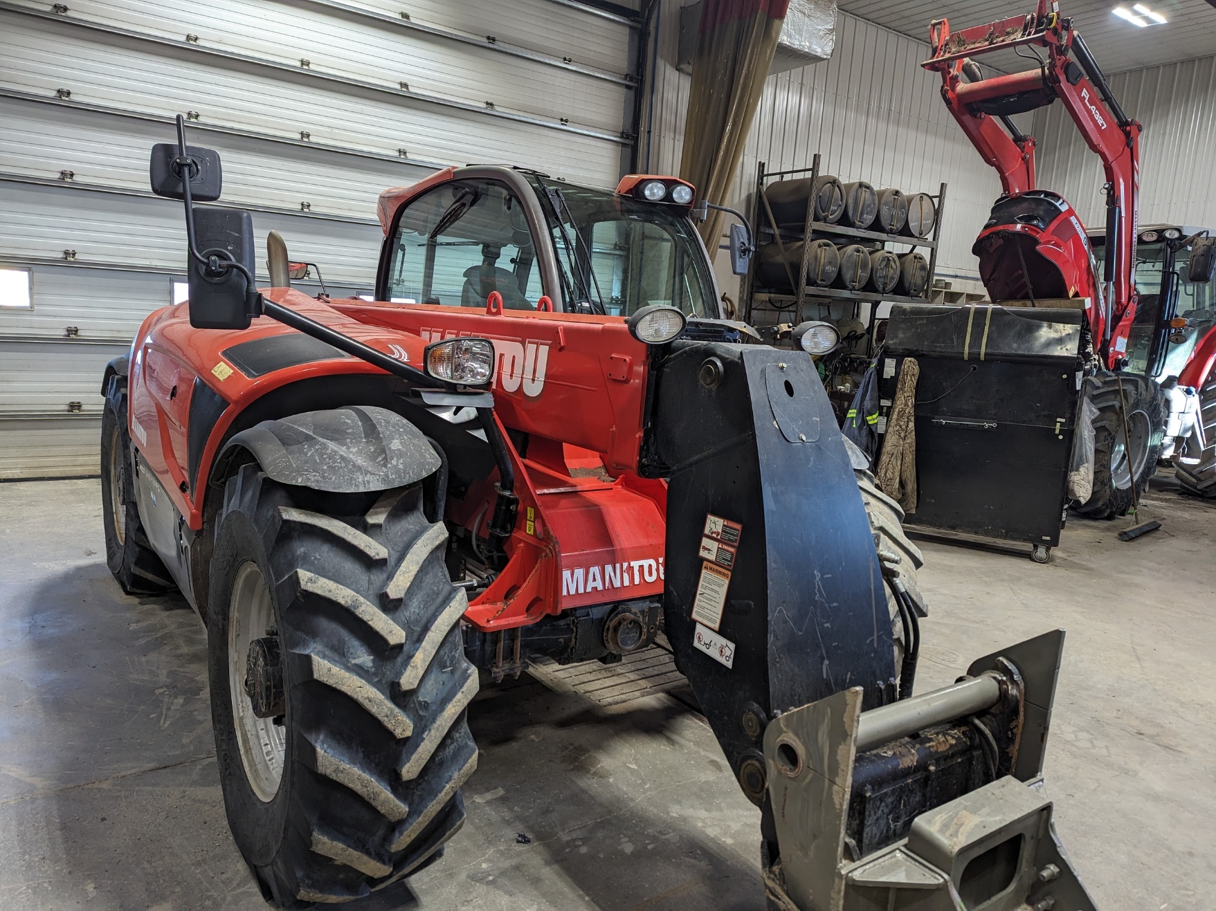 2014 Manitou MLT840 TeleHandler