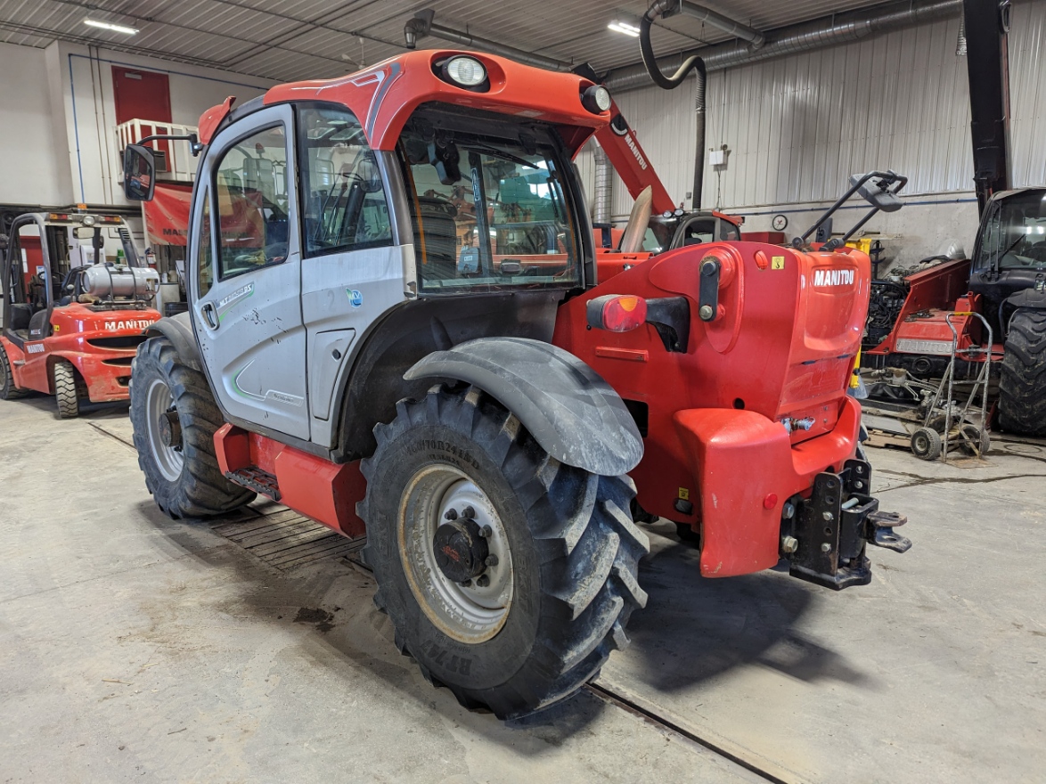 2014 Manitou MLT840 TeleHandler