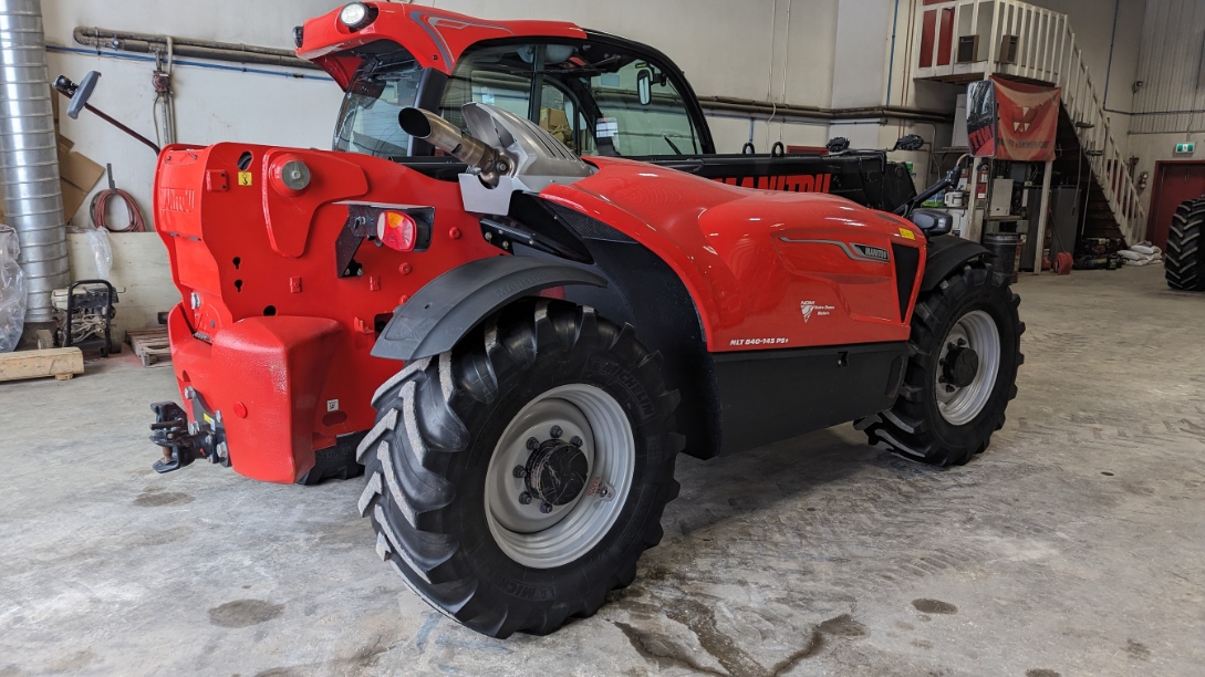 2019 Manitou MLT840 TeleHandler