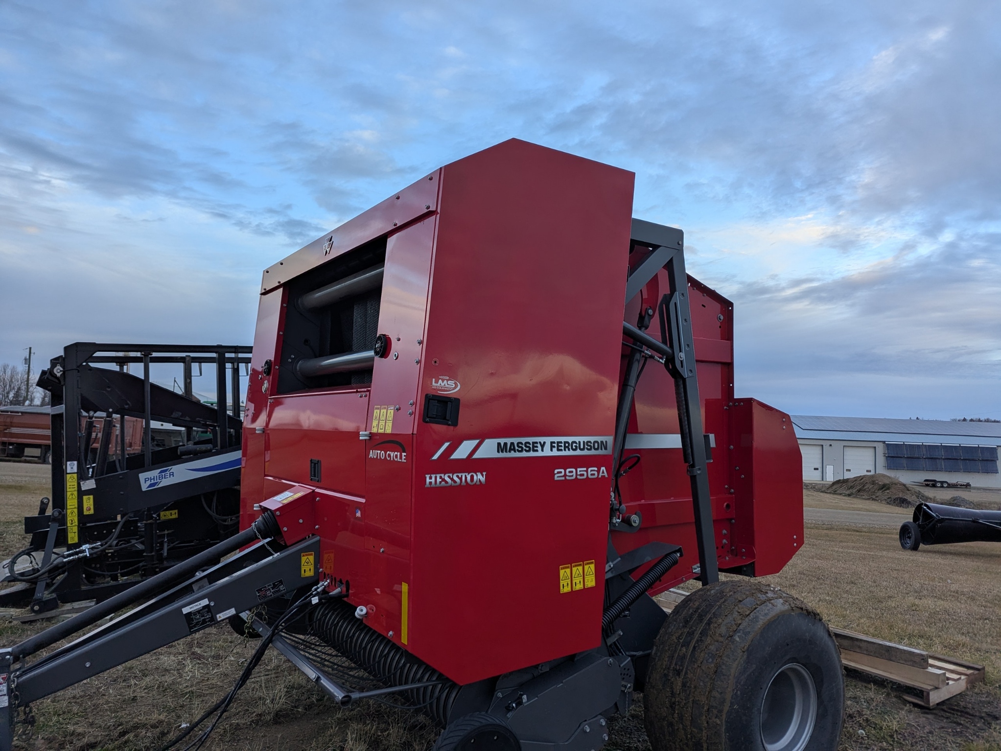 2021 Massey Ferguson 2956A Baler/Round