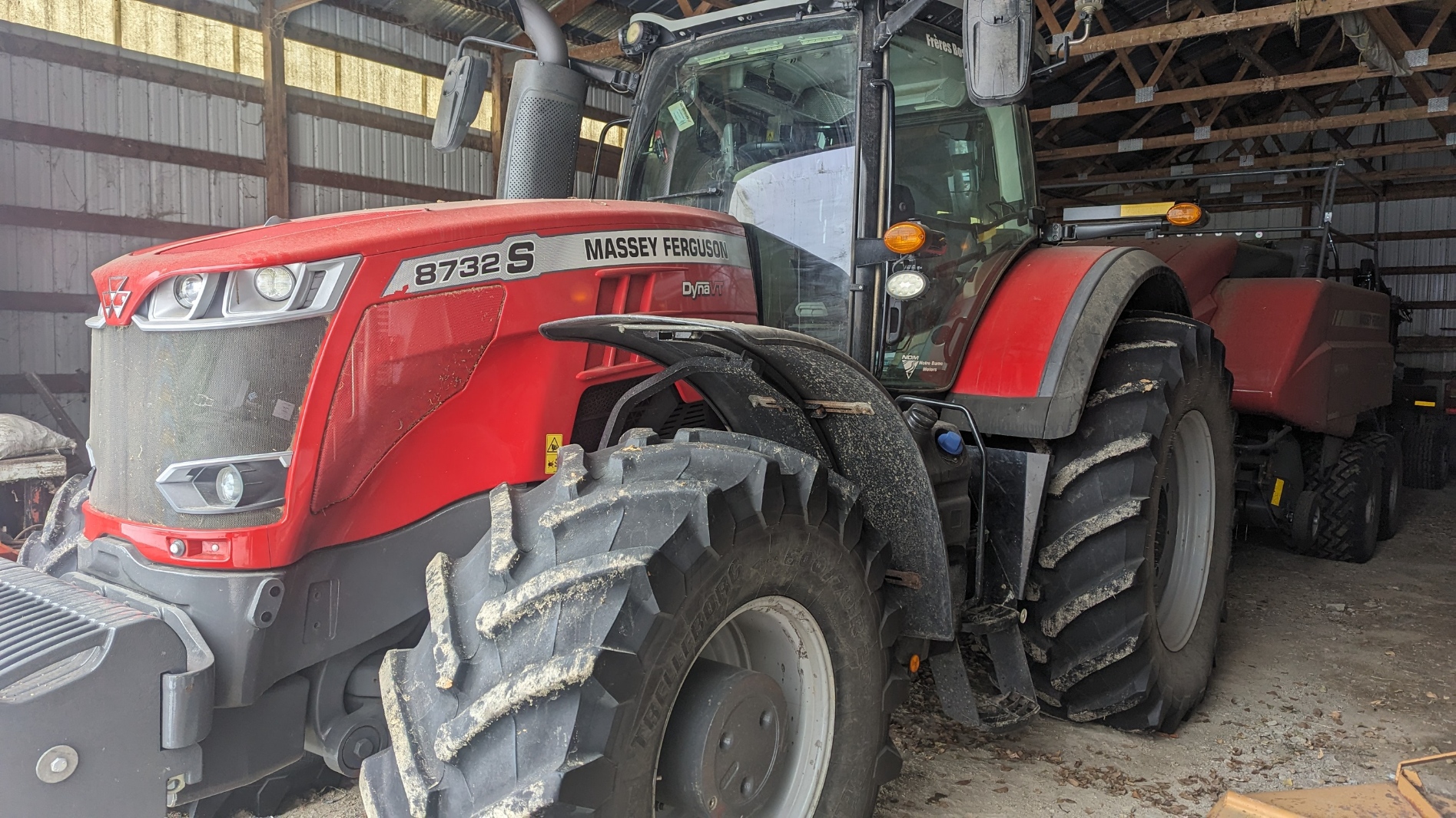 2018 Massey Ferguson 8732 Tractor