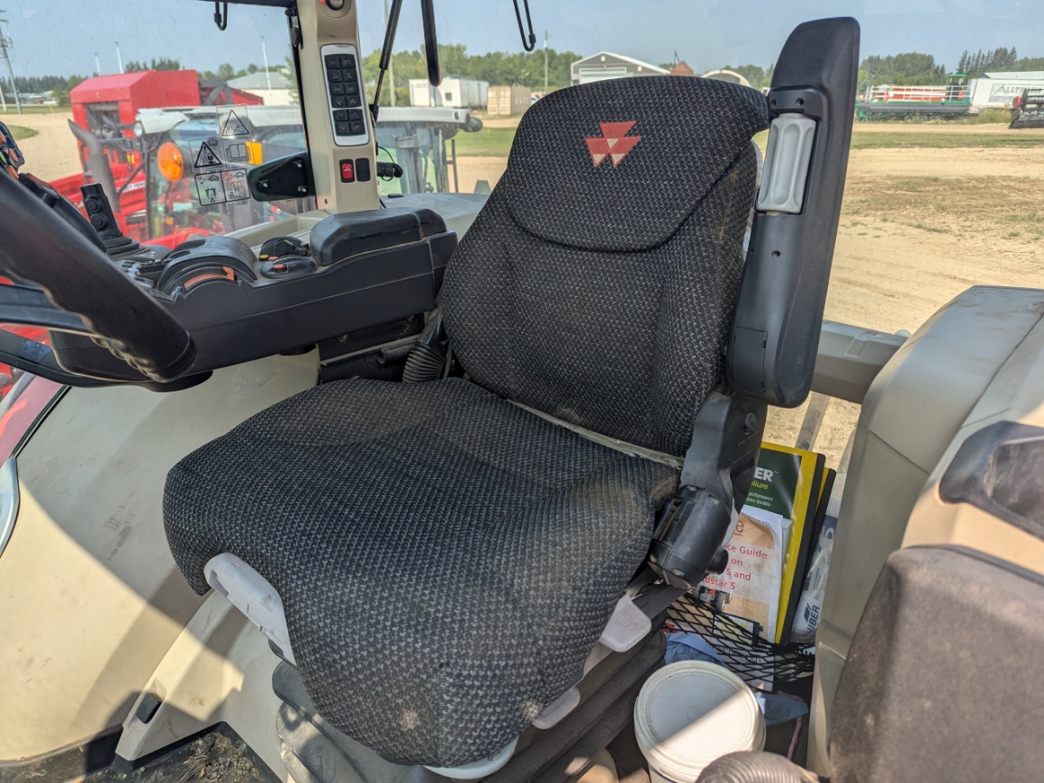 2018 Massey Ferguson 8732 Tractor