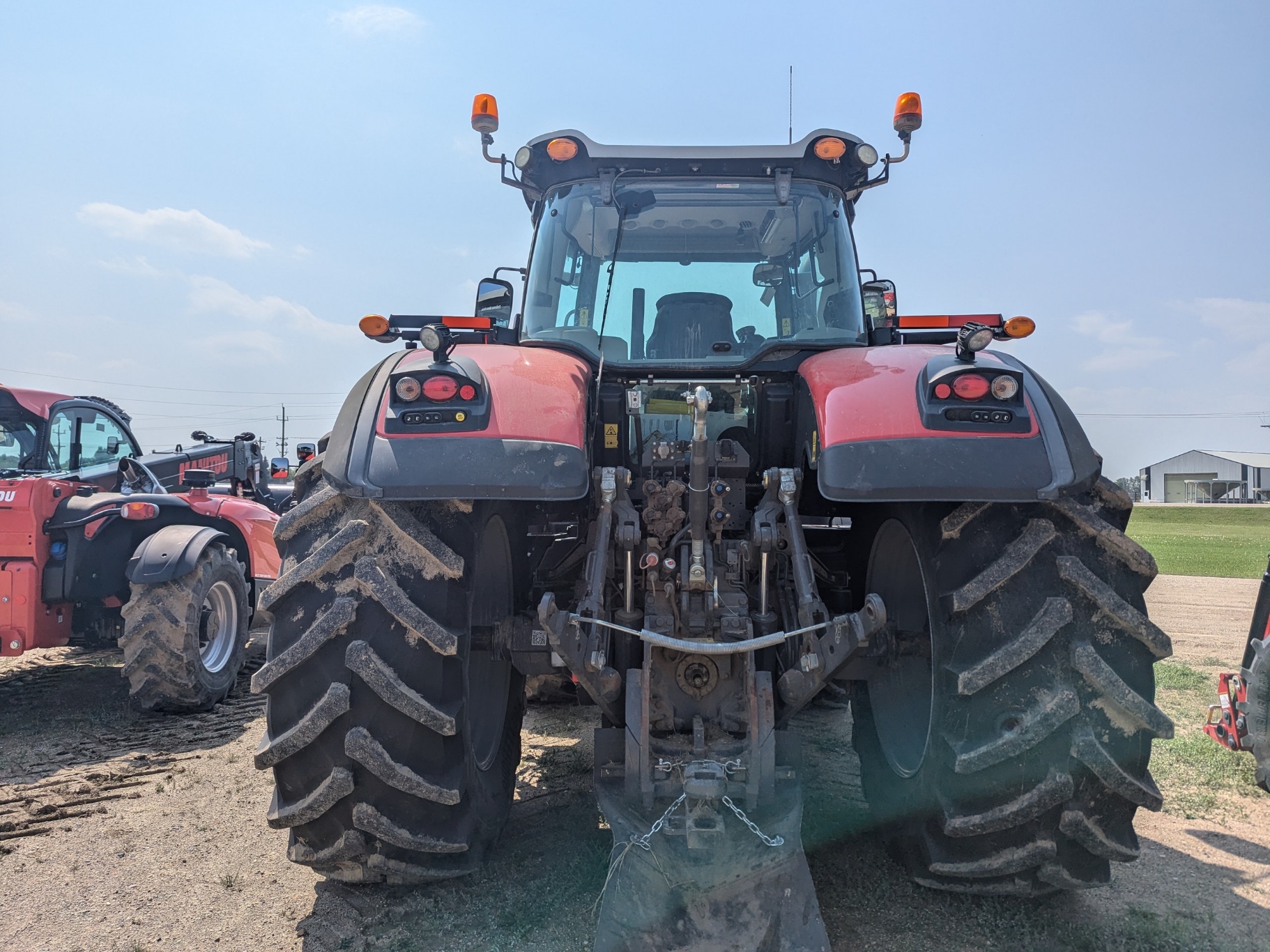 2018 Massey Ferguson 8732 Tractor