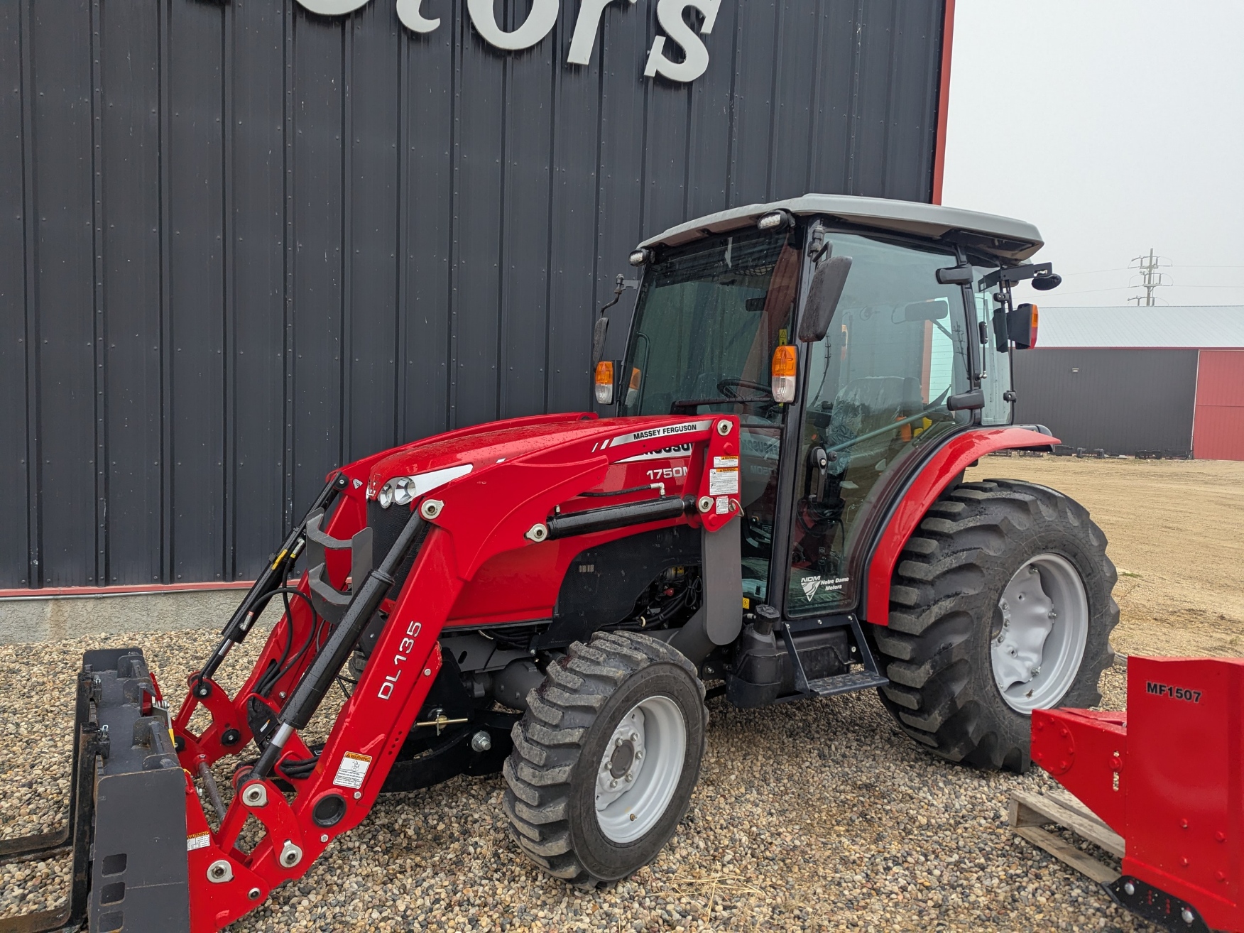 2019 Massey Ferguson 1750M Tractor