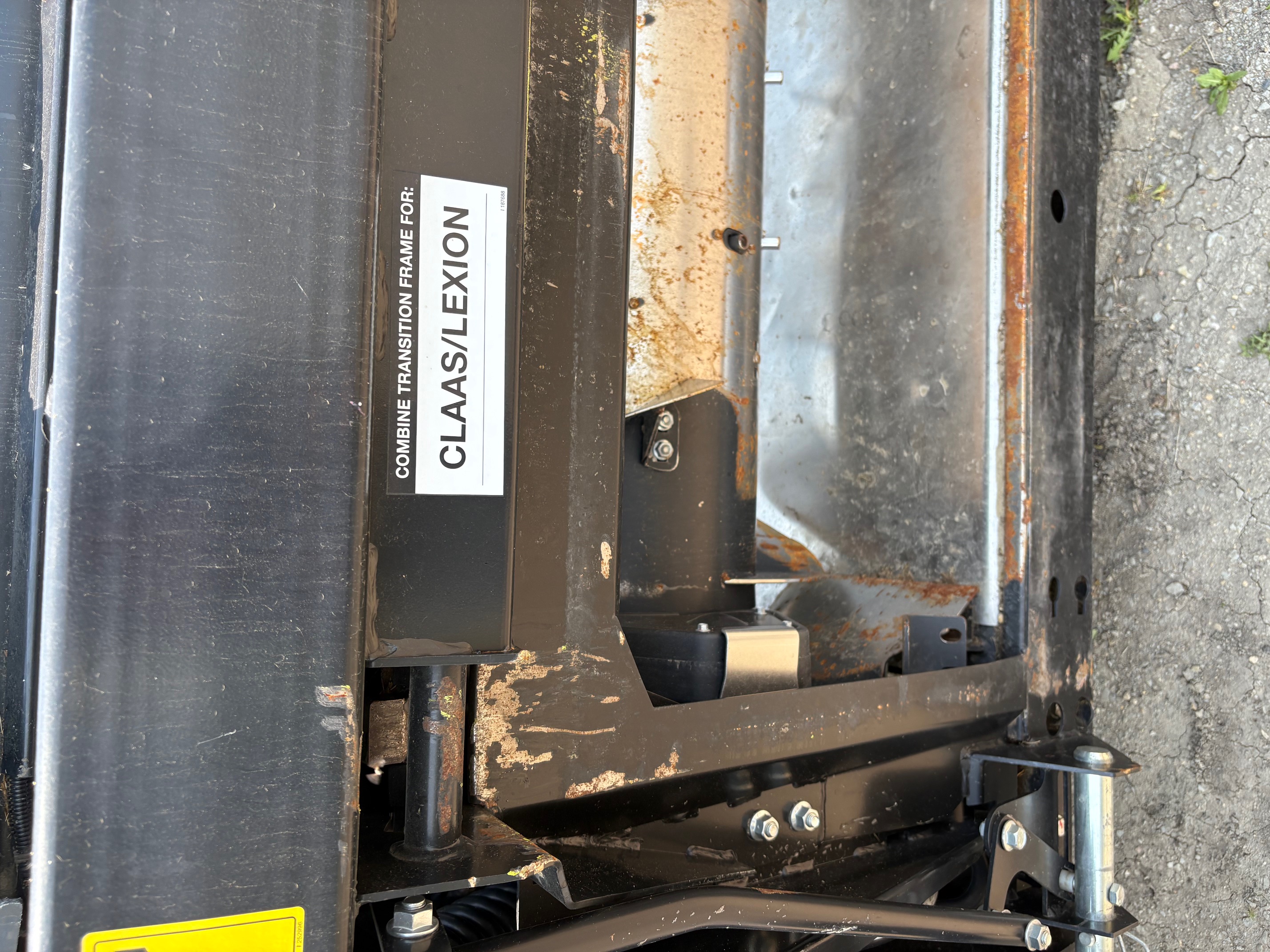 2020 MacDon FD140 Header Combine