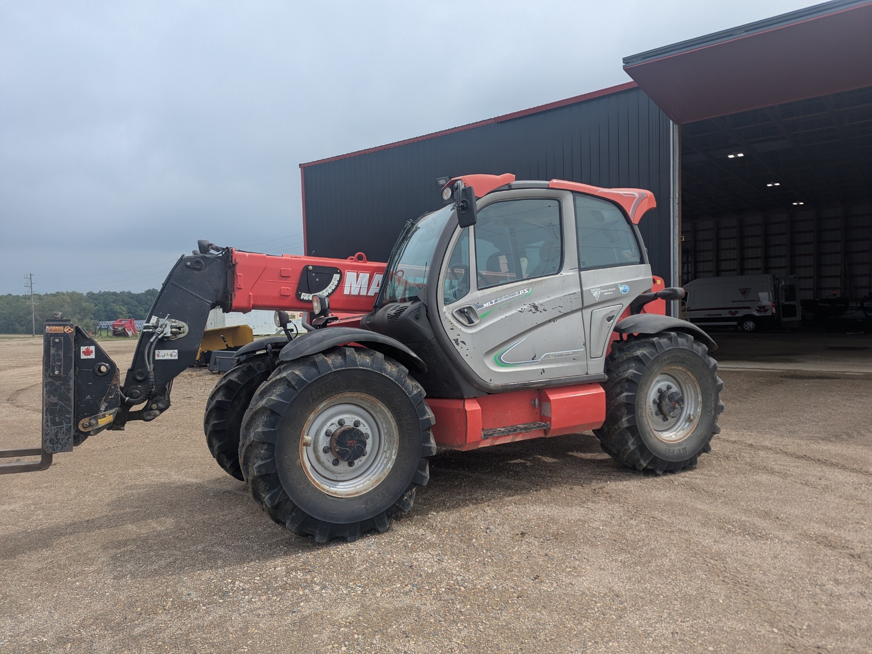 2014 Manitou MLT840 TeleHandler