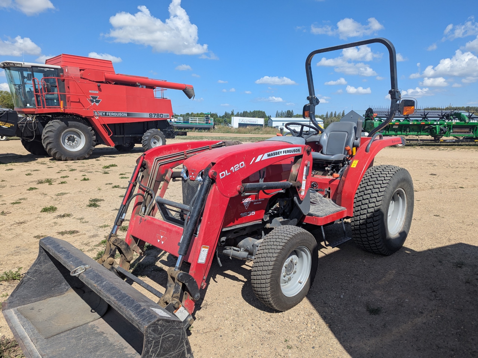 2011 Massey Ferguson 1635 Tractor