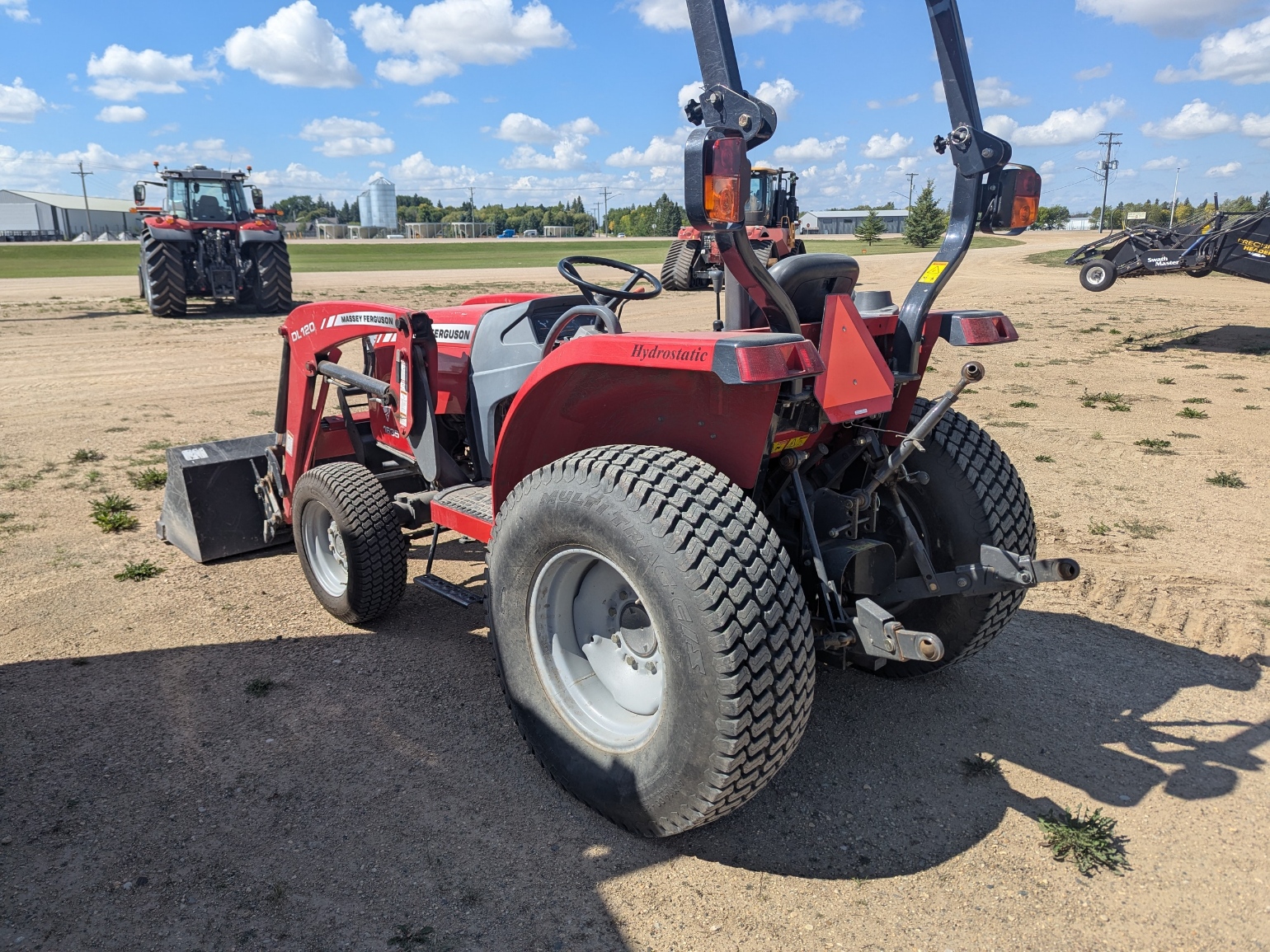 2011 Massey Ferguson 1635 Tractor