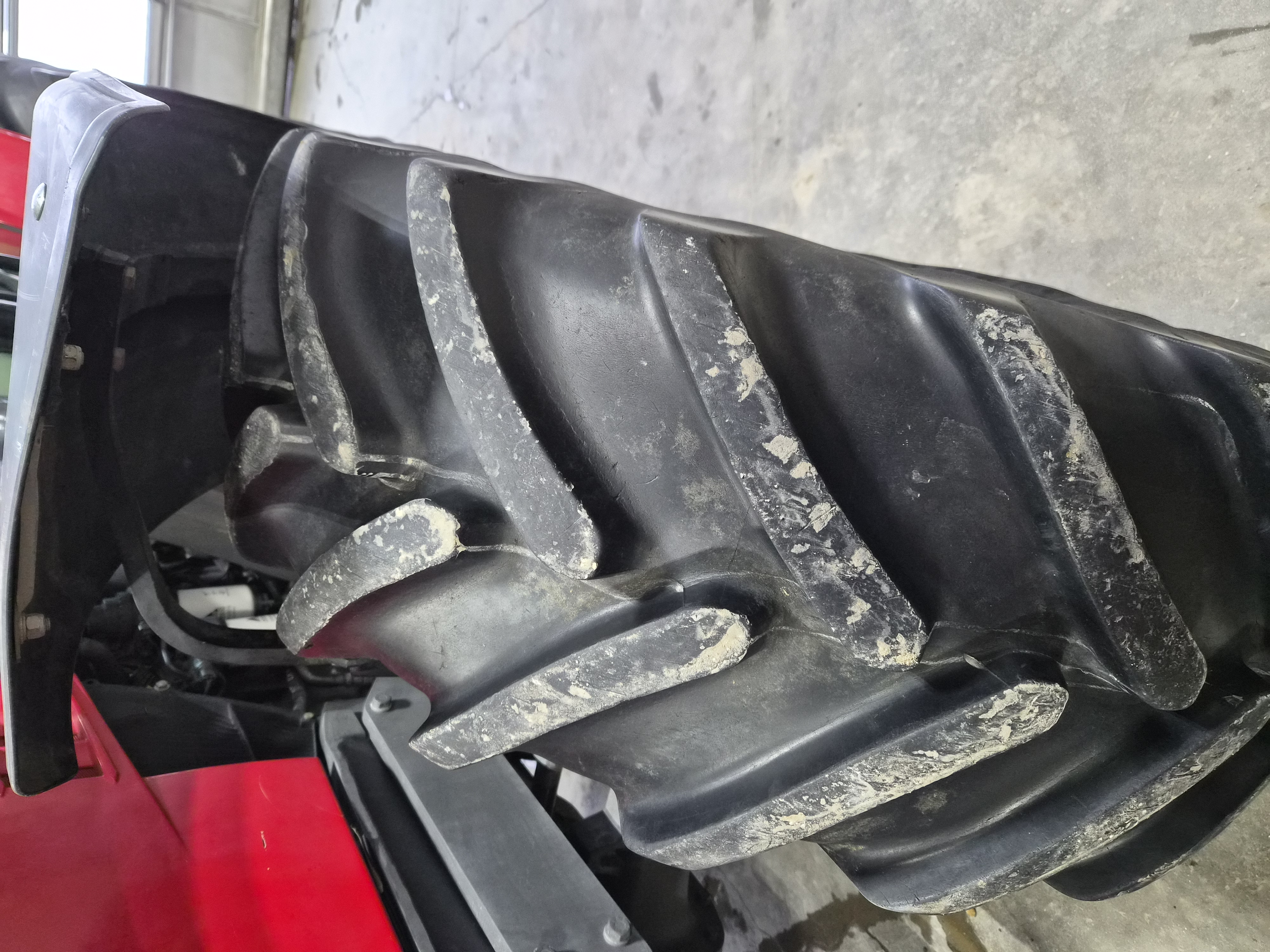 2014 Massey Ferguson 5612 Classic Tractor