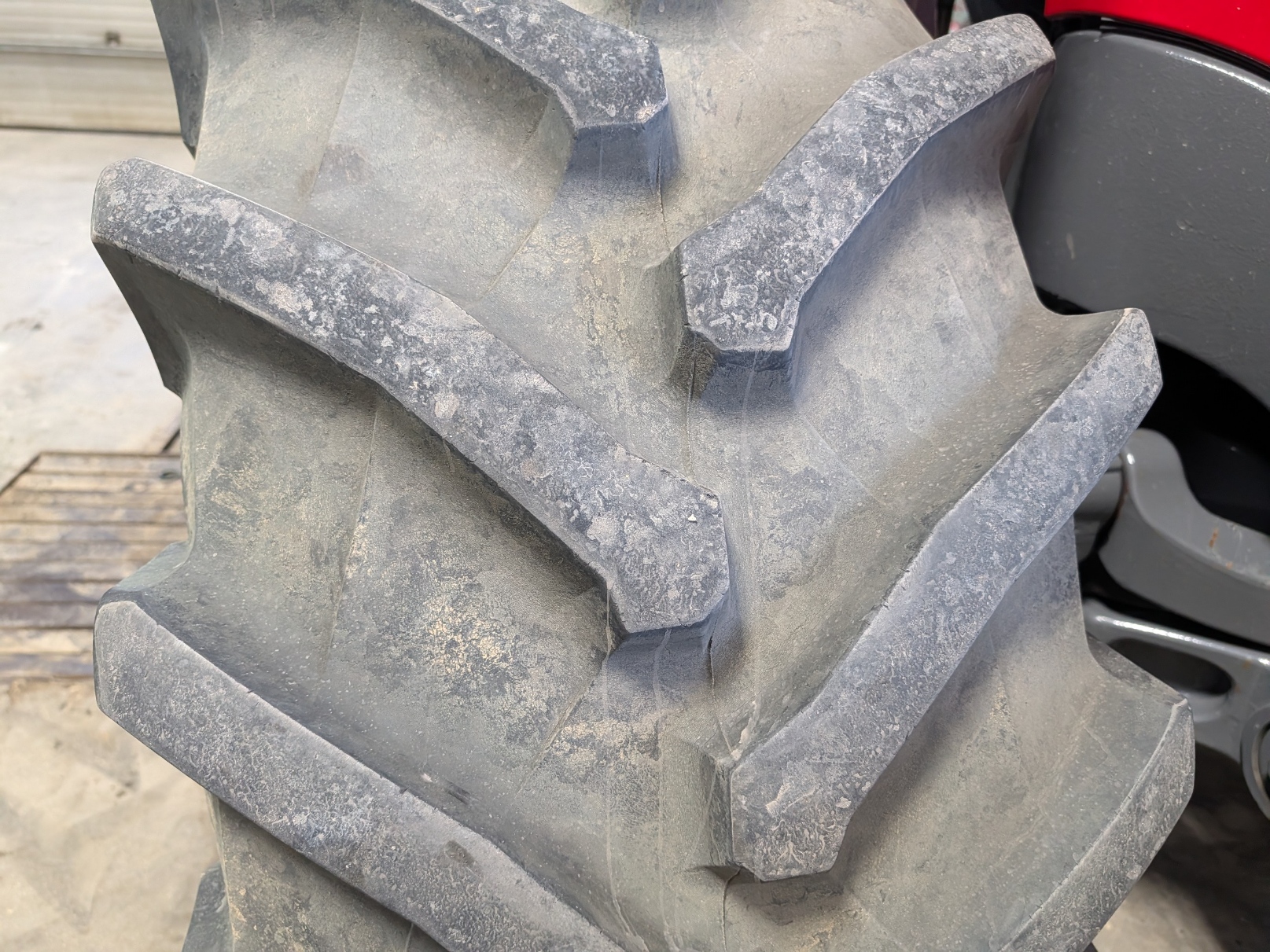 2019 Massey Ferguson 8732S Tractor