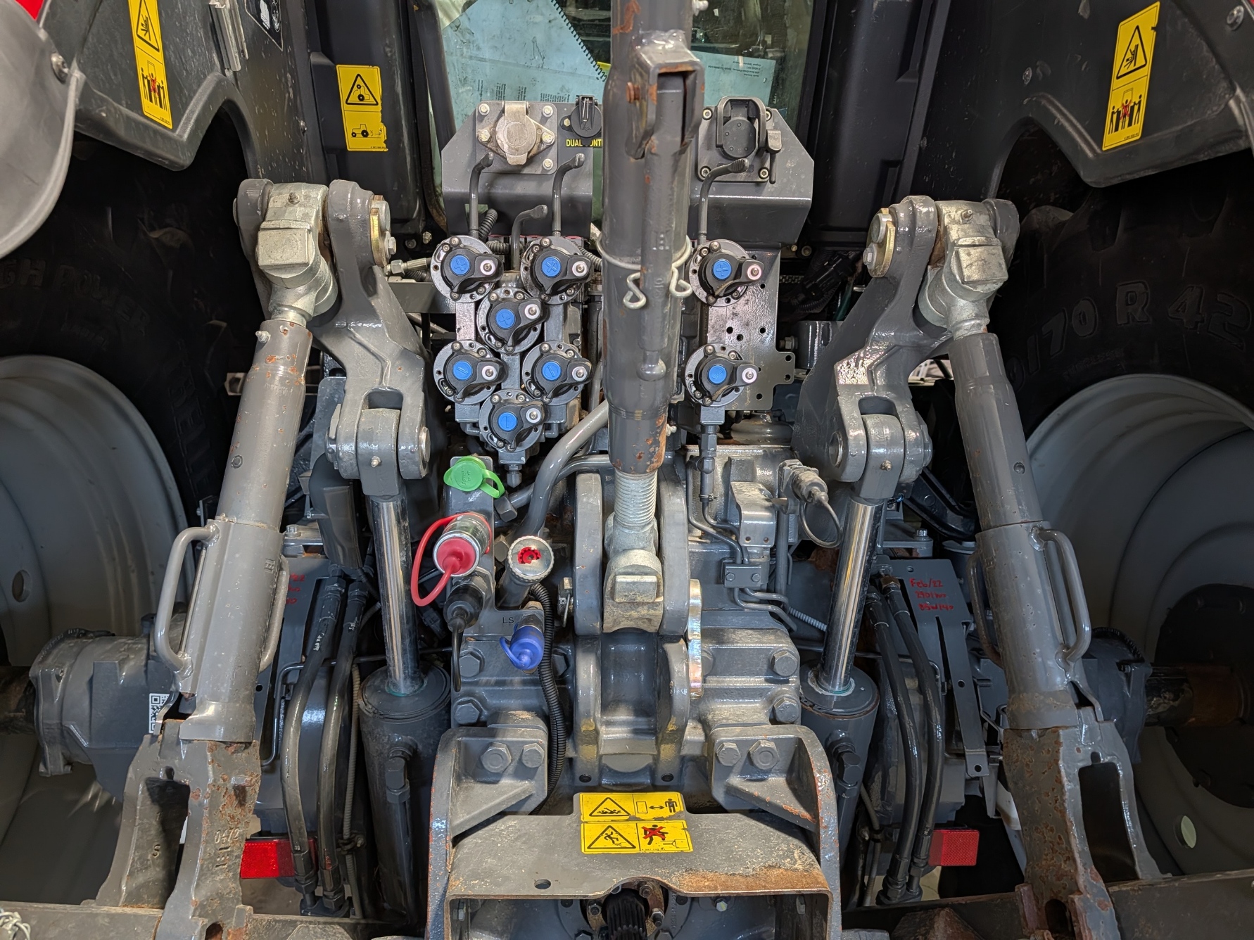 2019 Massey Ferguson 8732S Tractor