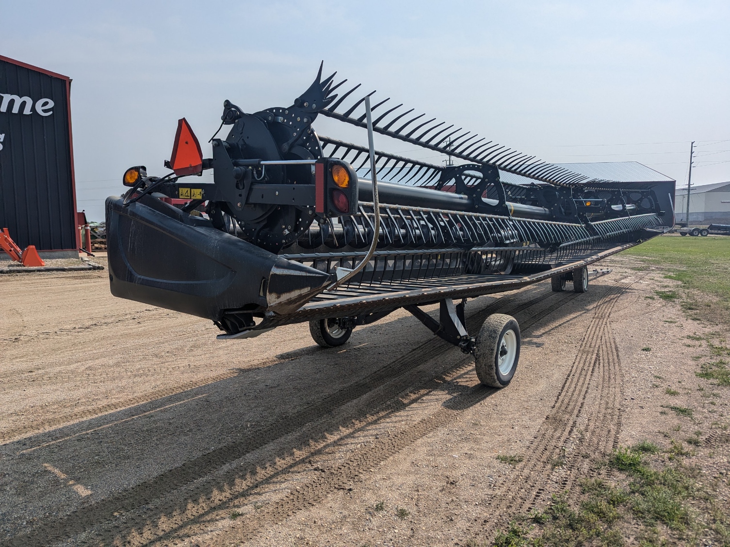 2013 MacDon FD75-40 Header Combine