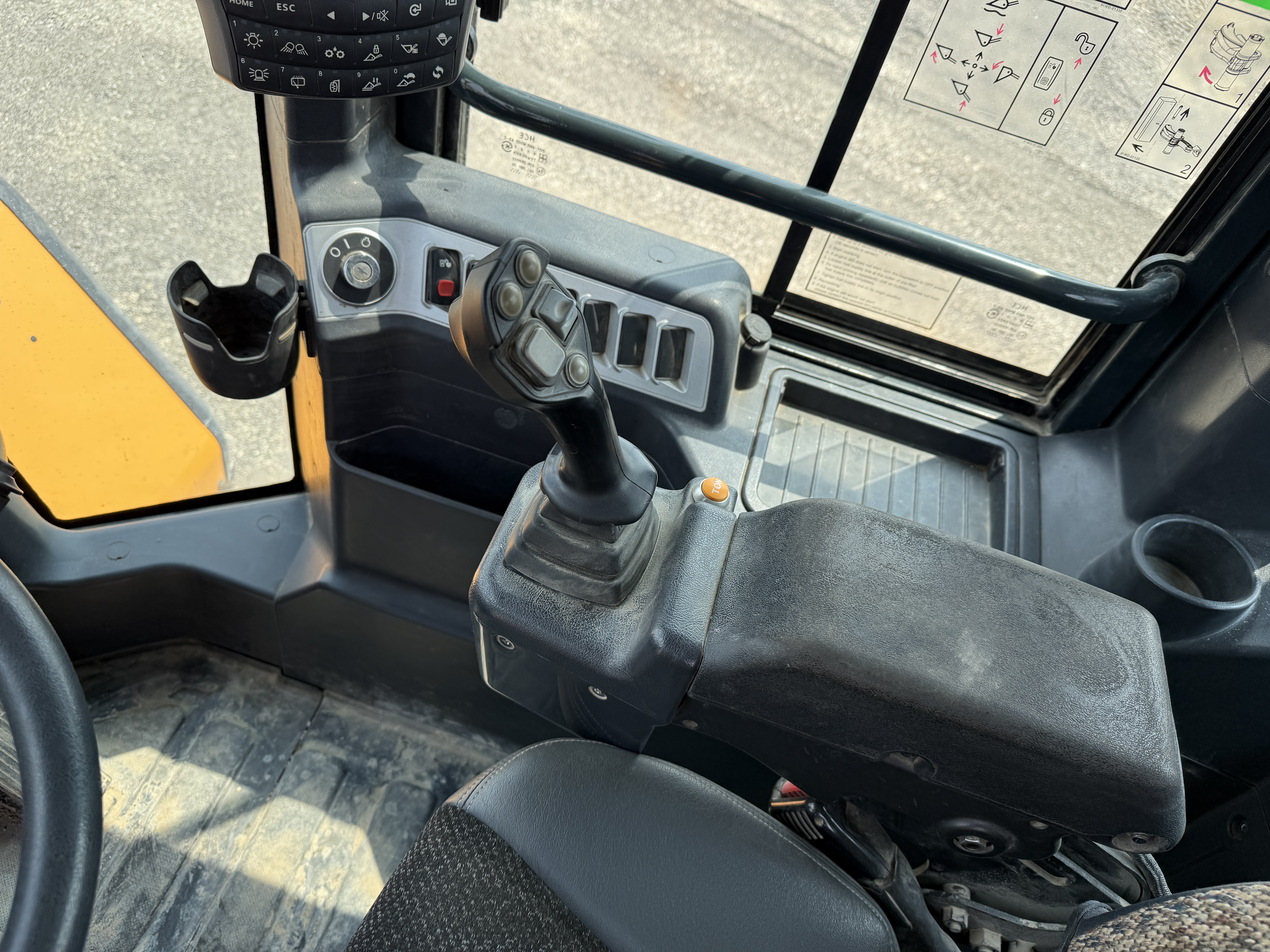 2019 Hyundai HL975 Wheel Loader