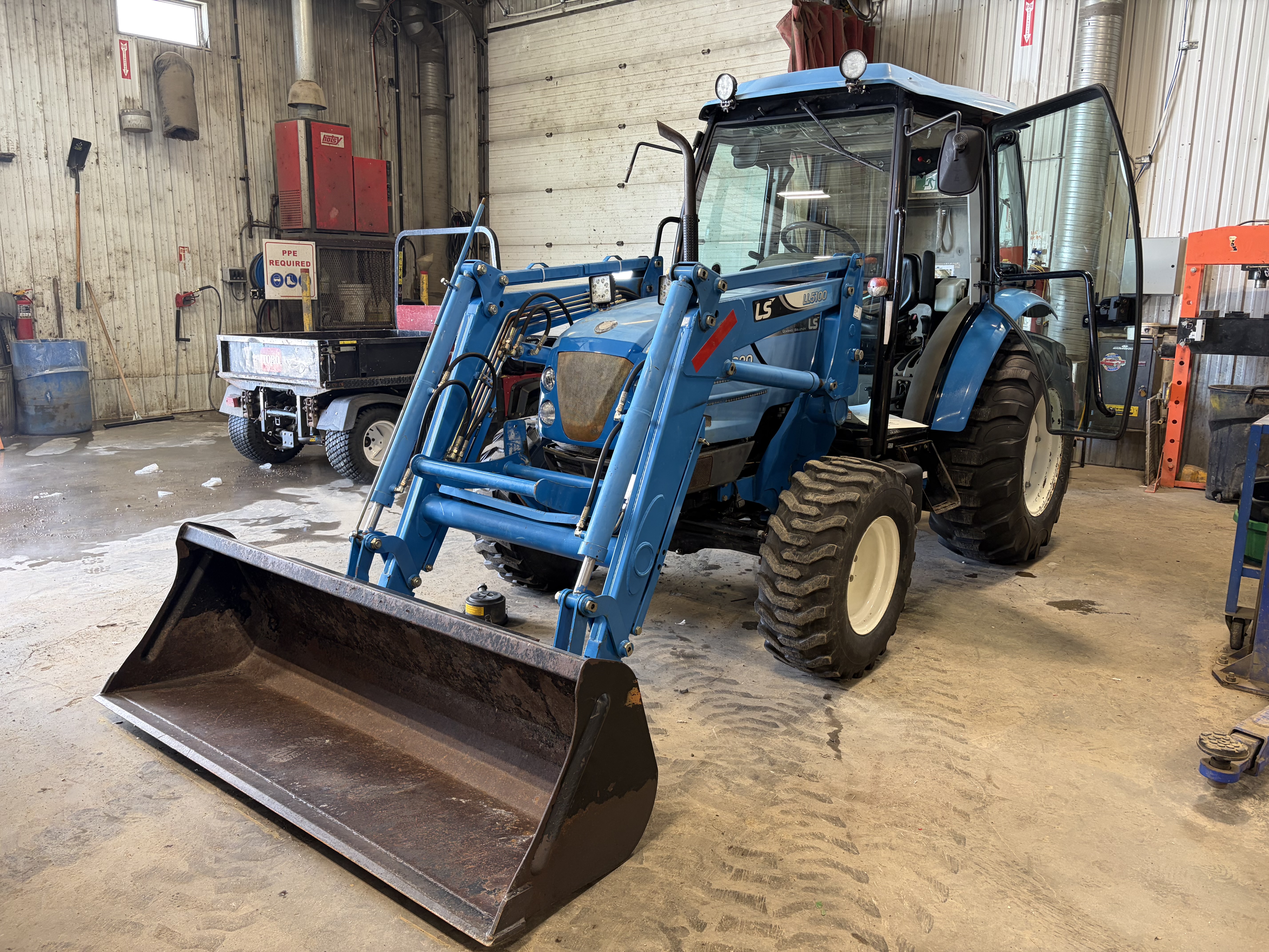 2008 LS Tractor U5020 Tractor