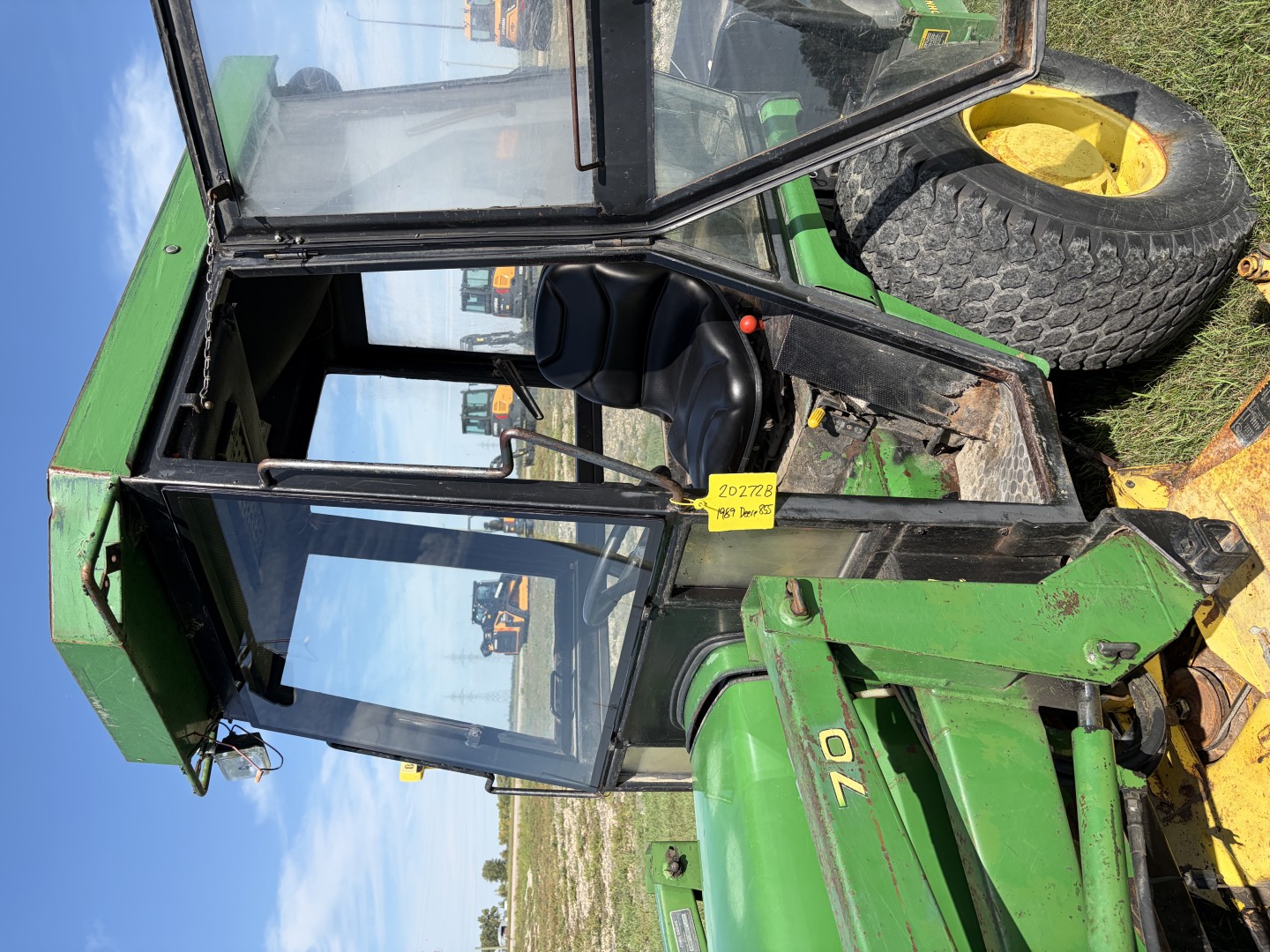 1989 John Deere 855 Tractor Compact