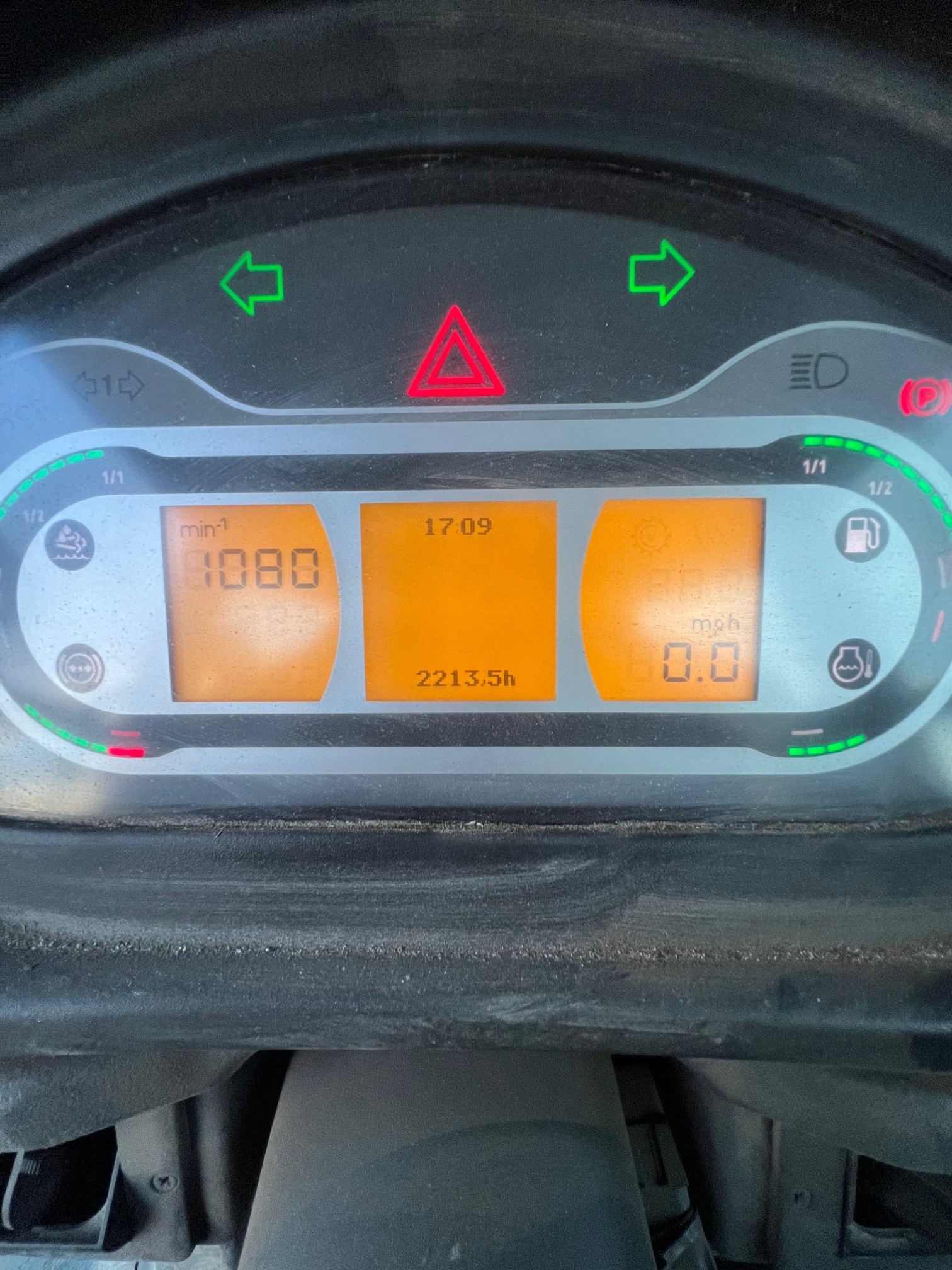 2022 TerraGator TG8400C Floater