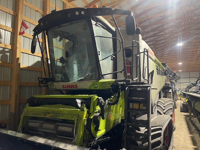 2020 CLAAS 8700TT Combine