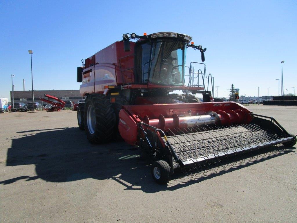 2021 Case 8250 Combine