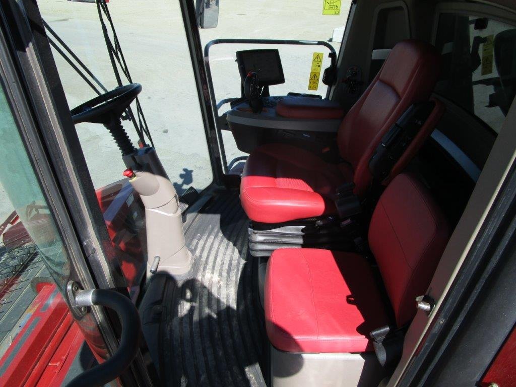 2021 Case 8250 Combine