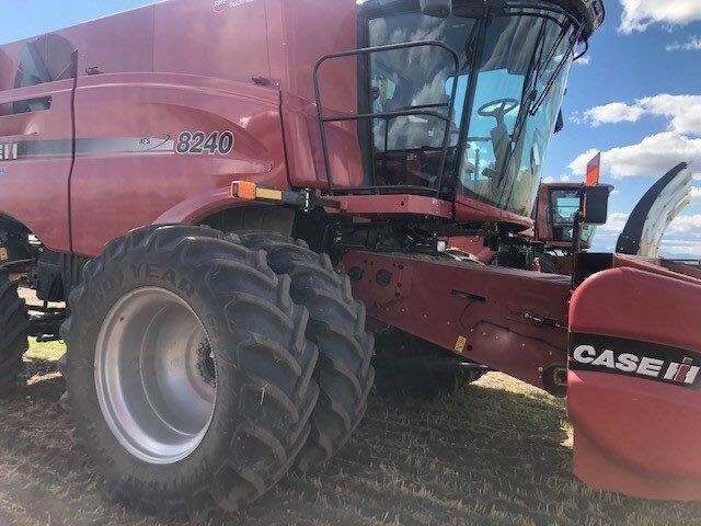 2018 Case 8240 Combine