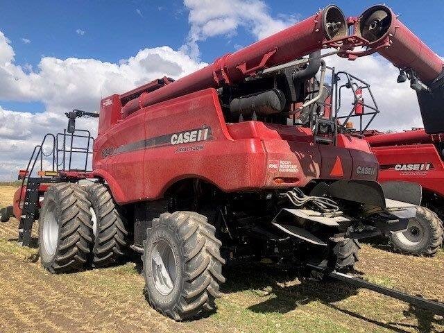 2018 Case 8240 Combine