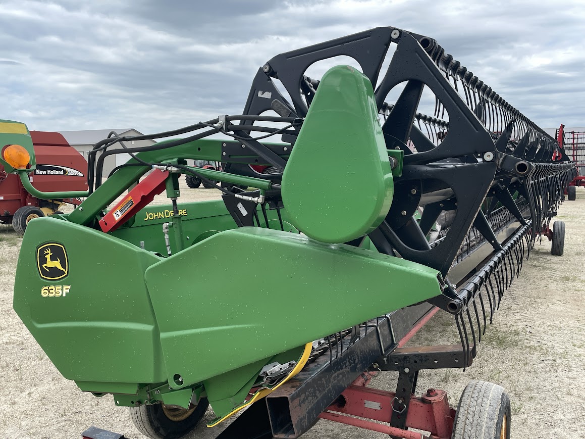 2015 John Deere 635F Header Combine