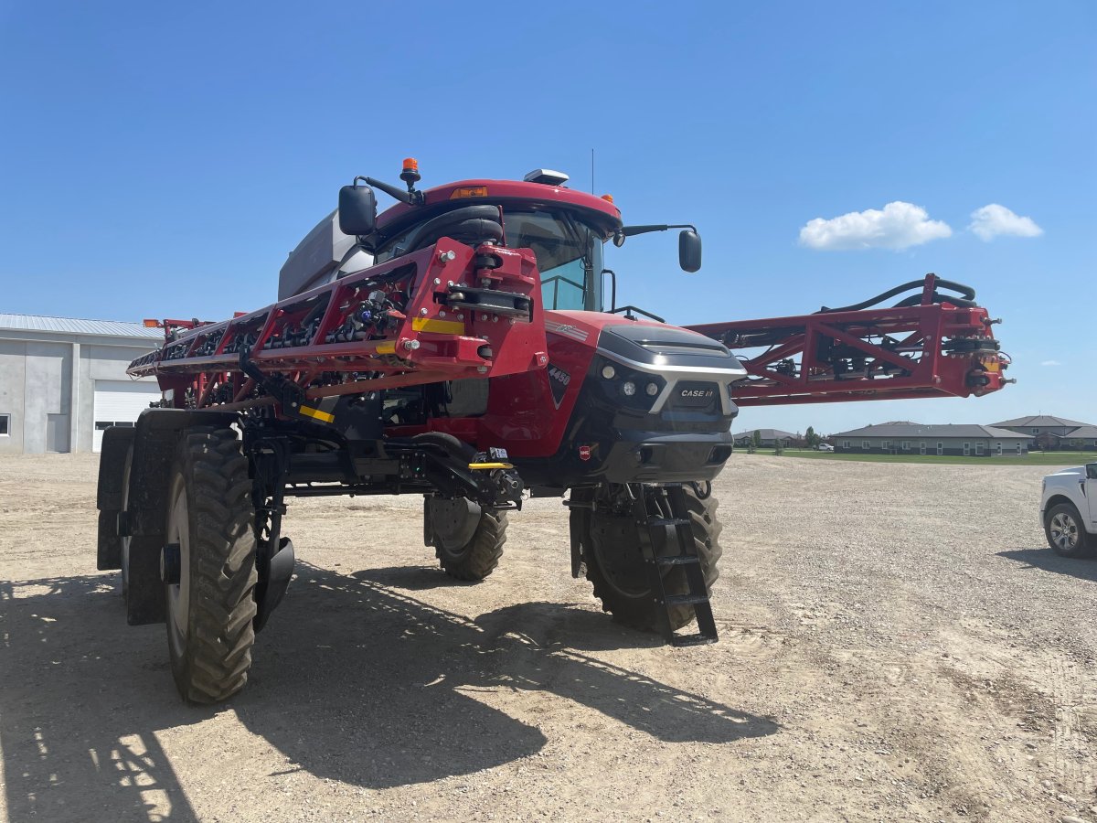 2024 Case 4450-135 Sprayer/High Clearance