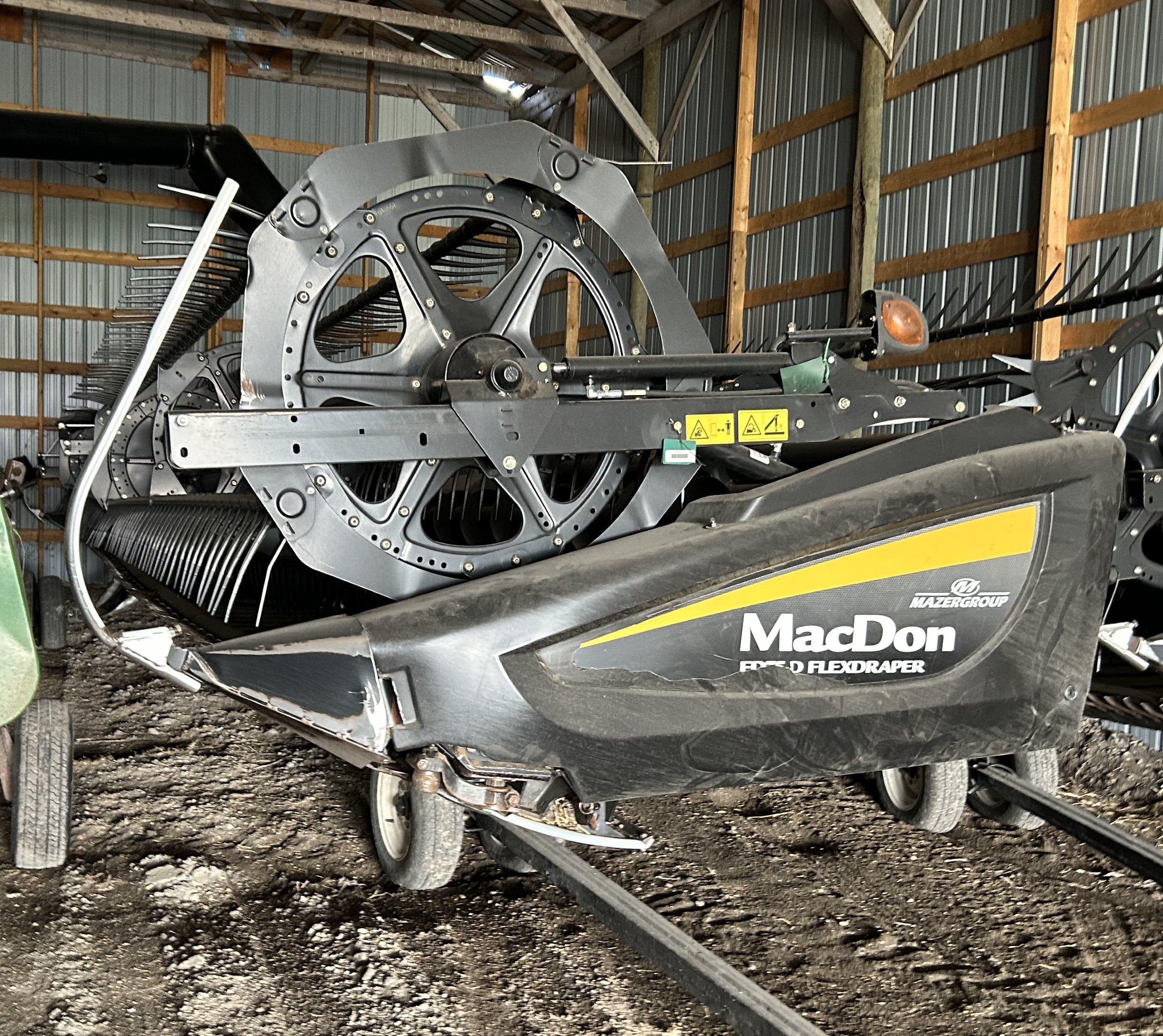 2015 MacDon FD75 Header Draper Flex