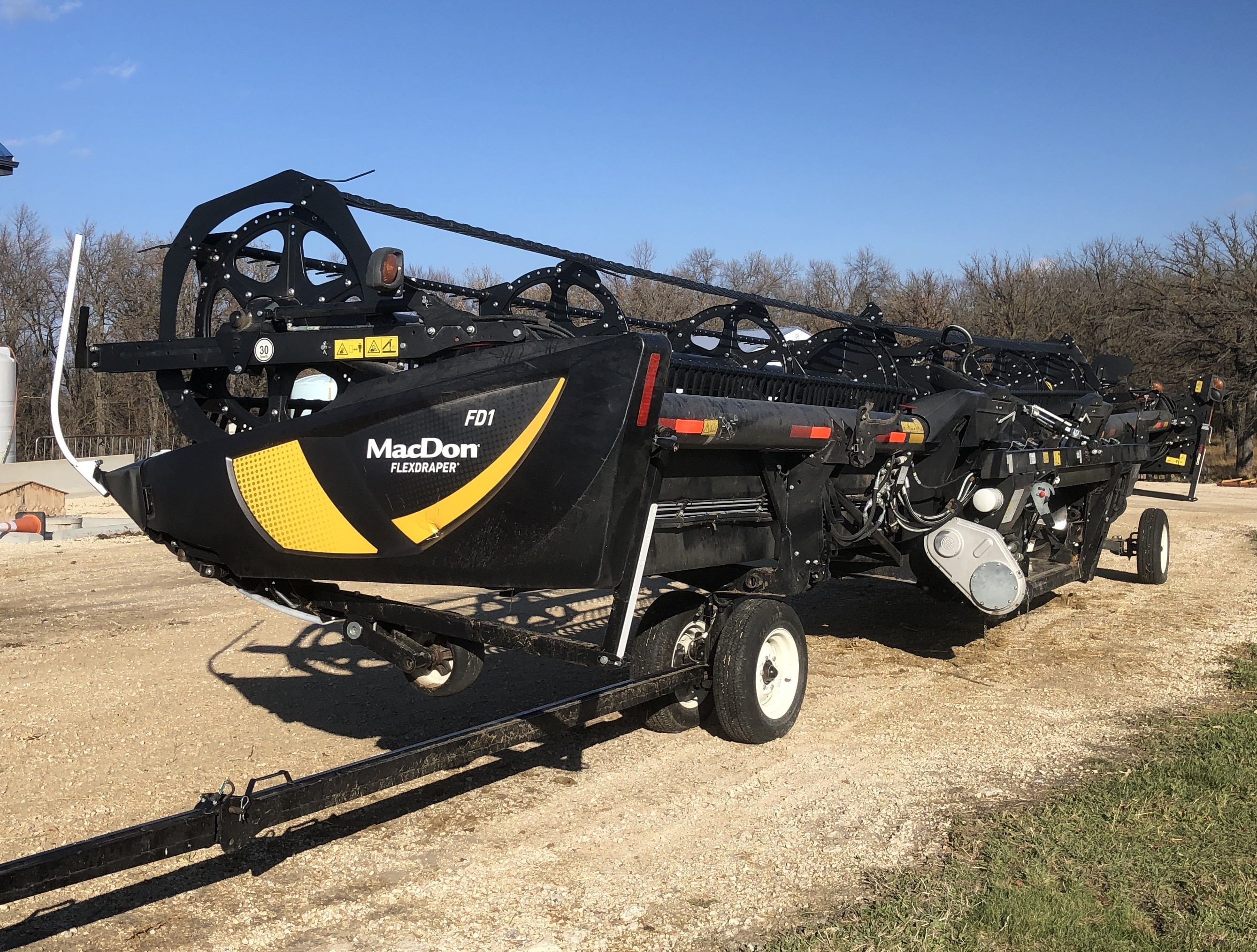 2021 MacDon FD140 Header Draper Flex