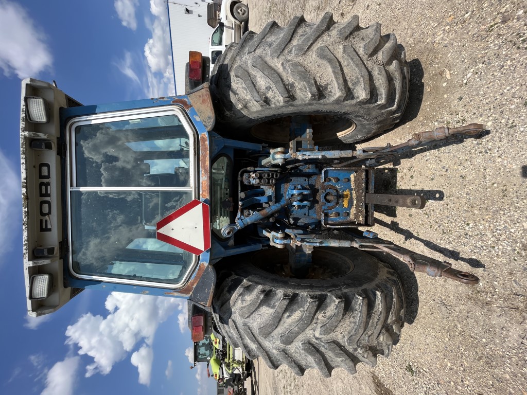 1990 New Holland 8830 Tractor