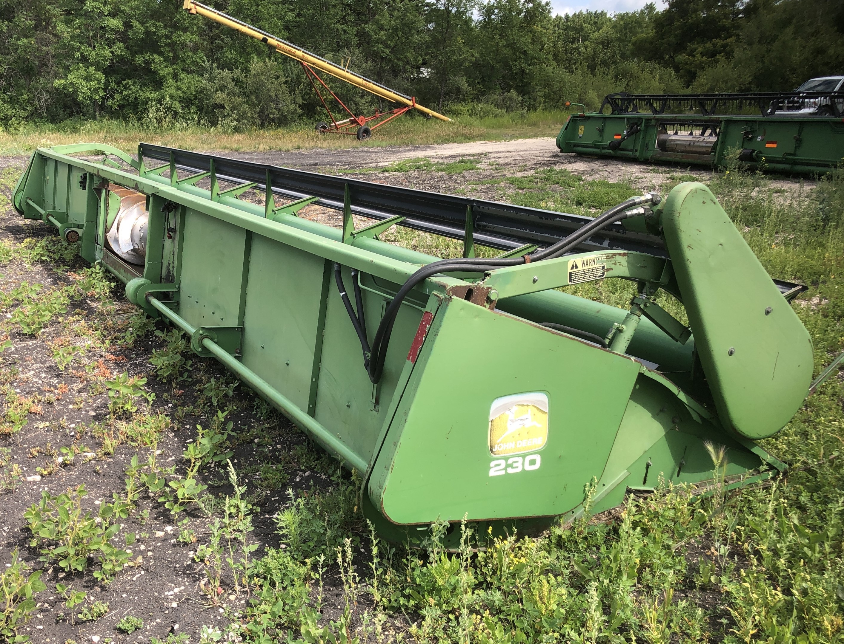 1985 John Deere 230 Header Draper