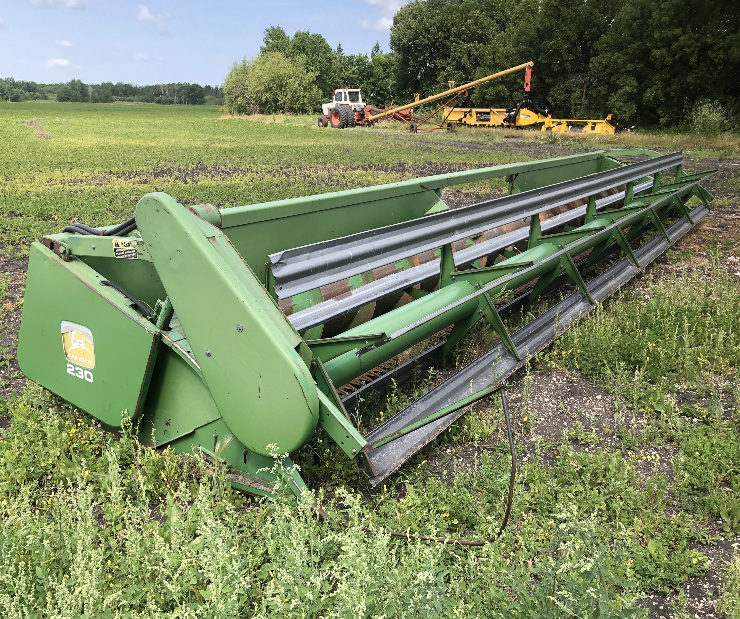 1985 John Deere 230 Header Draper