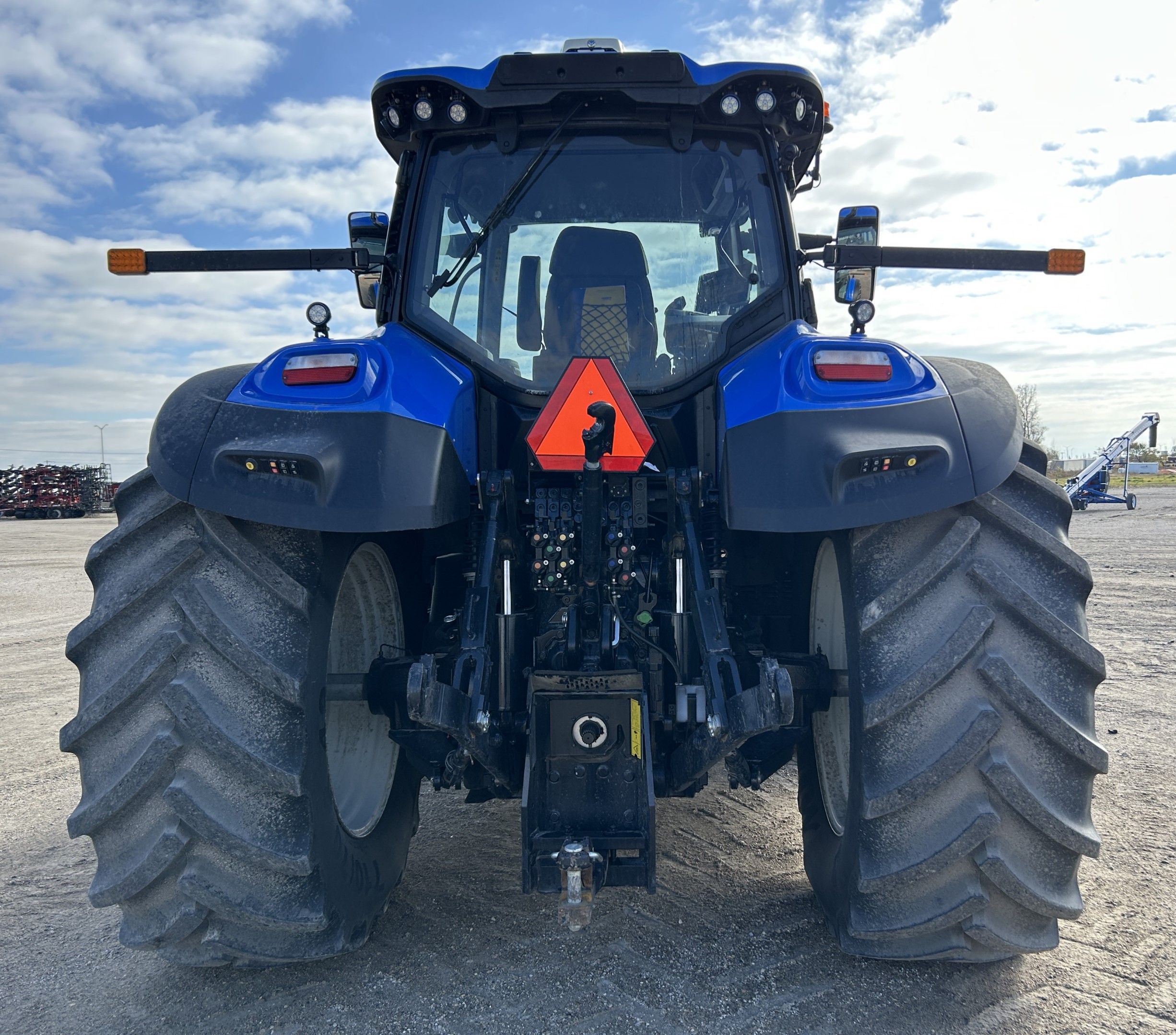 2023 New Holland T7.290 Tractor