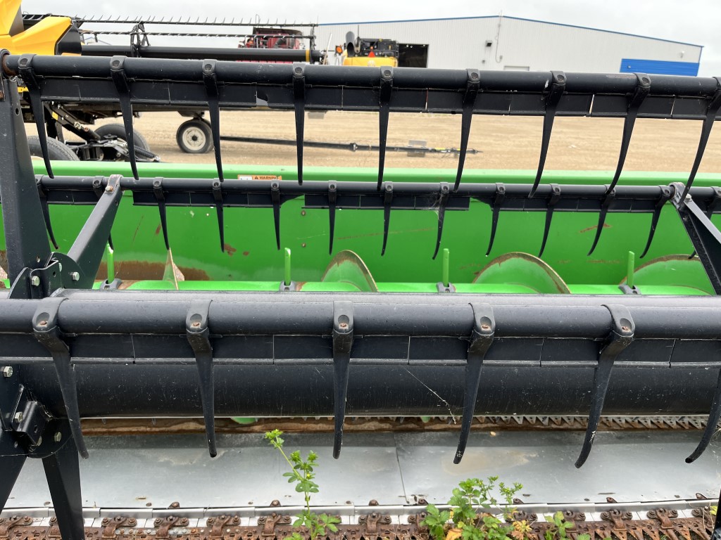 2004 John Deere 635F Header Flex