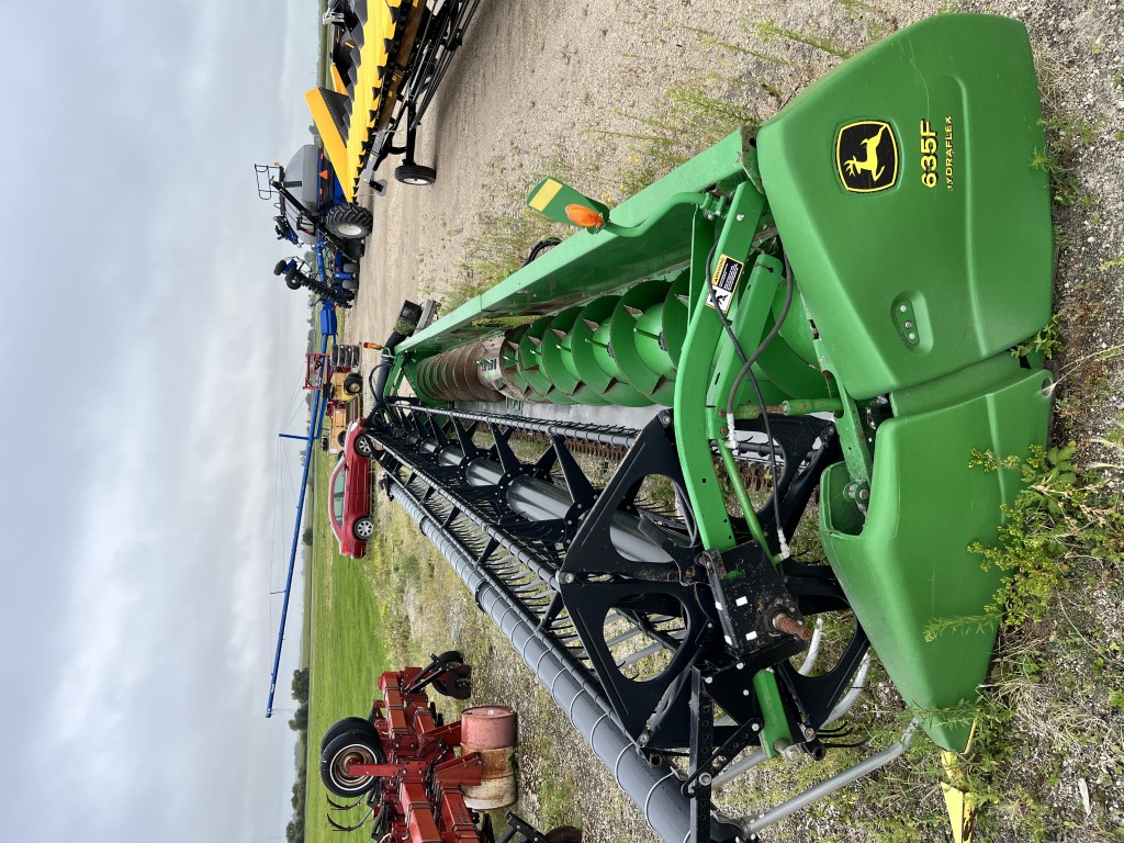2004 John Deere 635F Header Flex