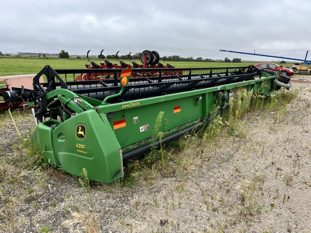 2004 John Deere 635F Header Flex
