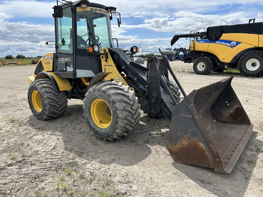 2014 New Holland W80B Compact Utility Loader