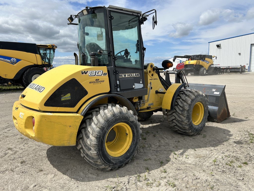 2014 New Holland W80B Compact Utility Loader