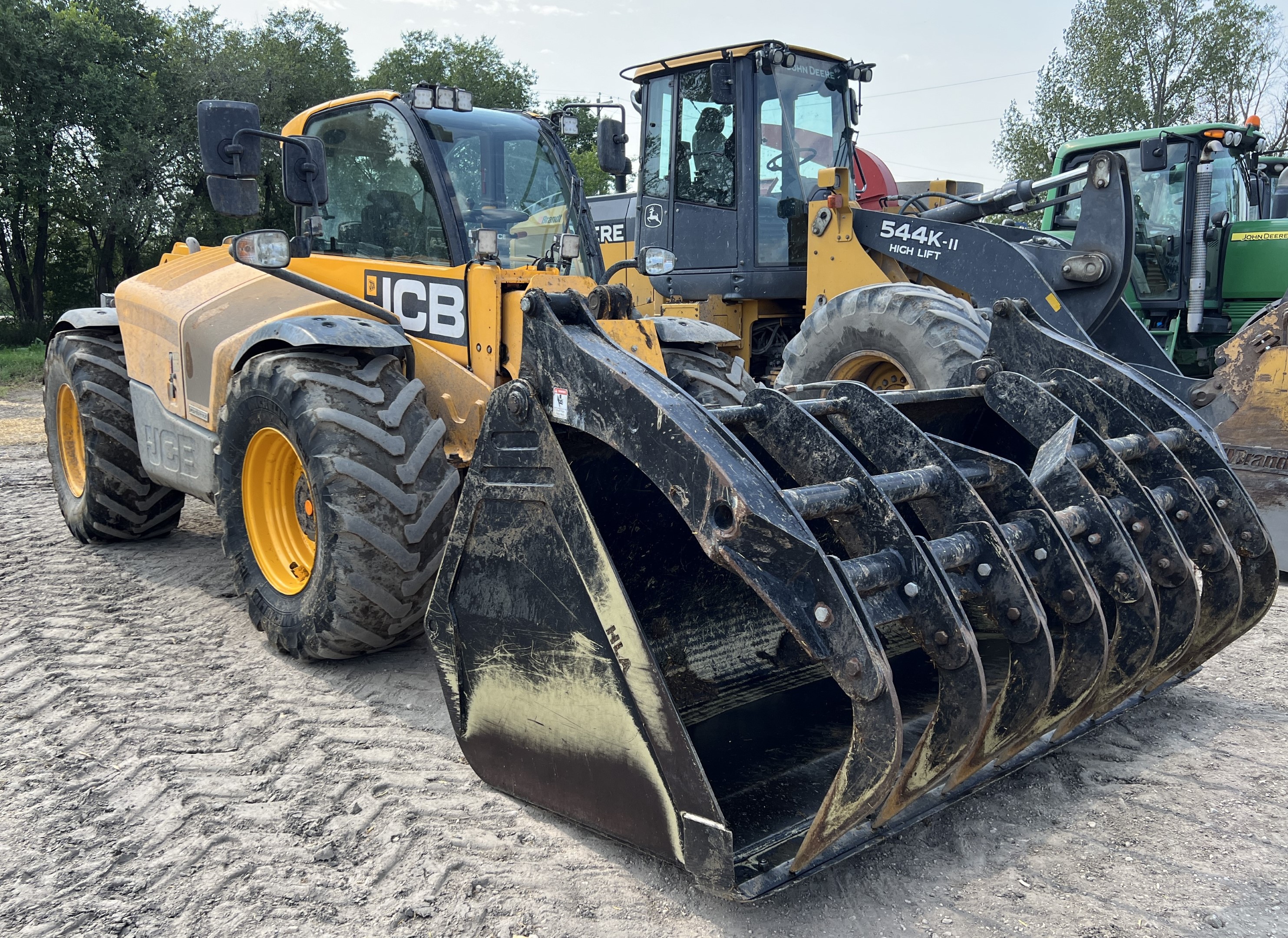 2022 JCB 542-70 TeleHandler