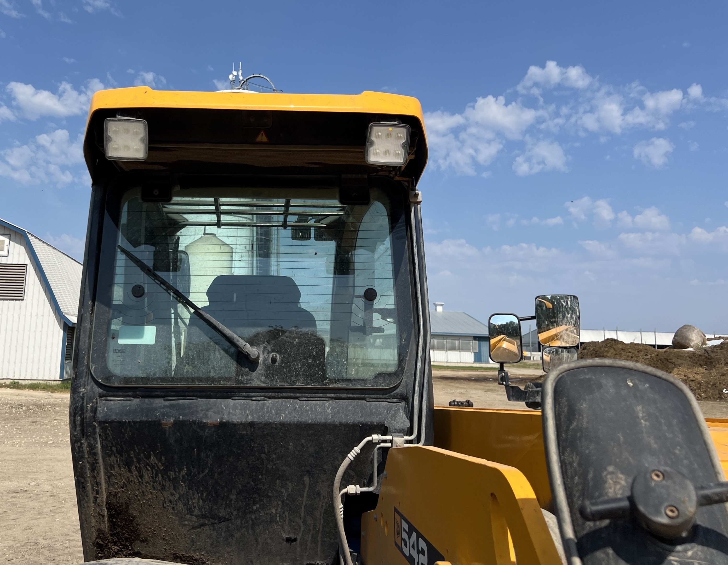 2022 JCB 542-70 TeleHandler