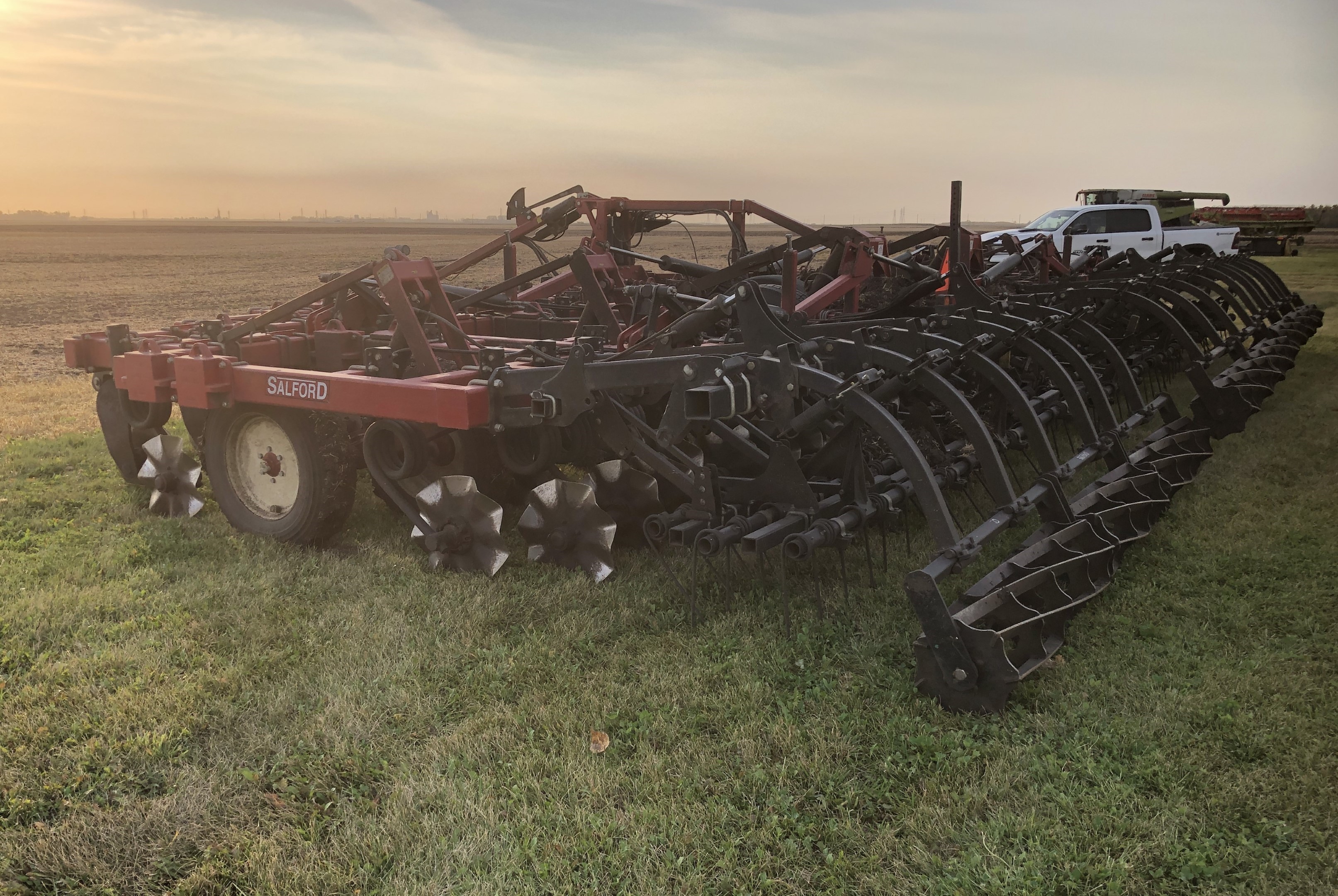 2017 Salford I4241 Vertical Tillage