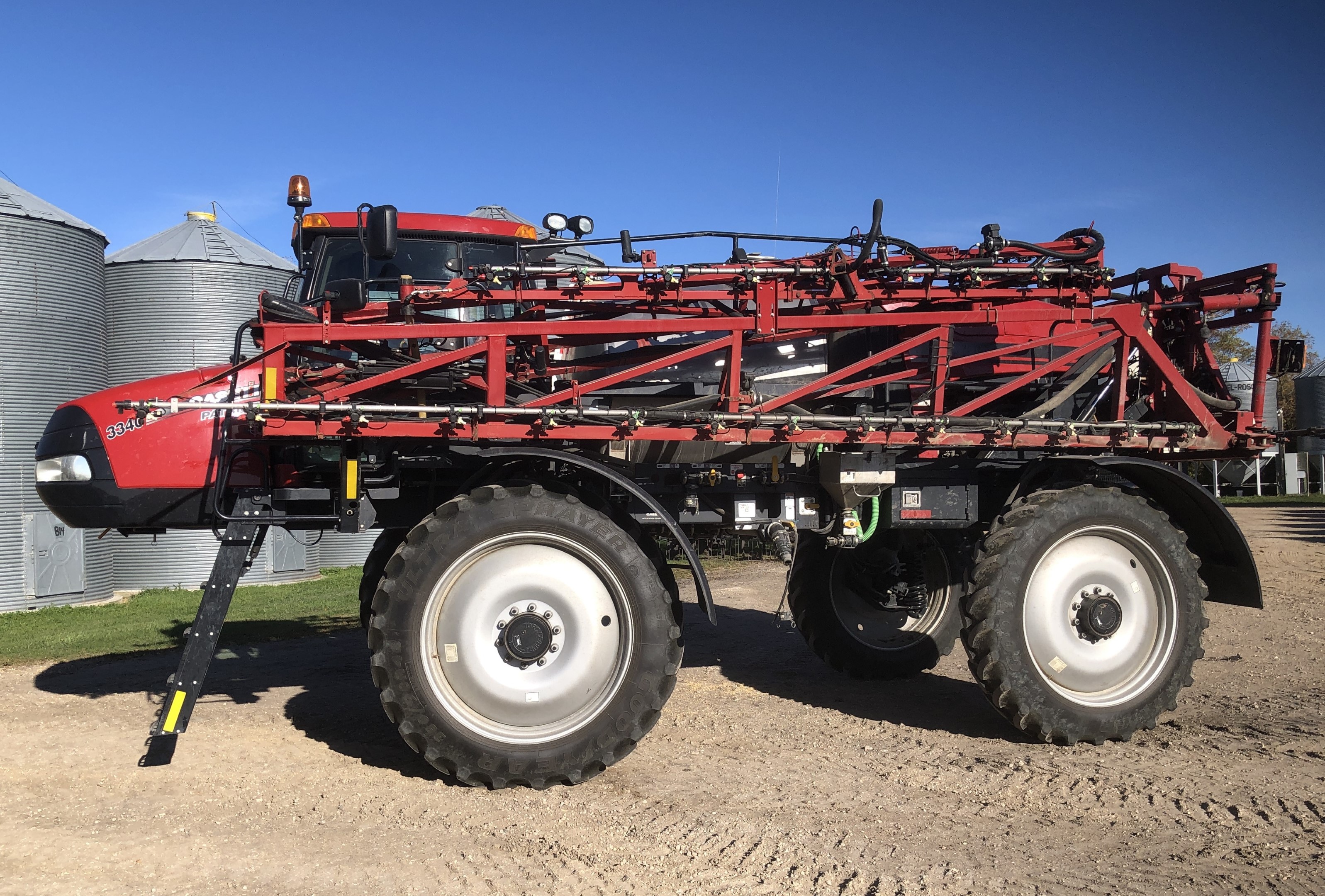 2015 Case IH PATRIOT 3340 Sprayer/High Clearance