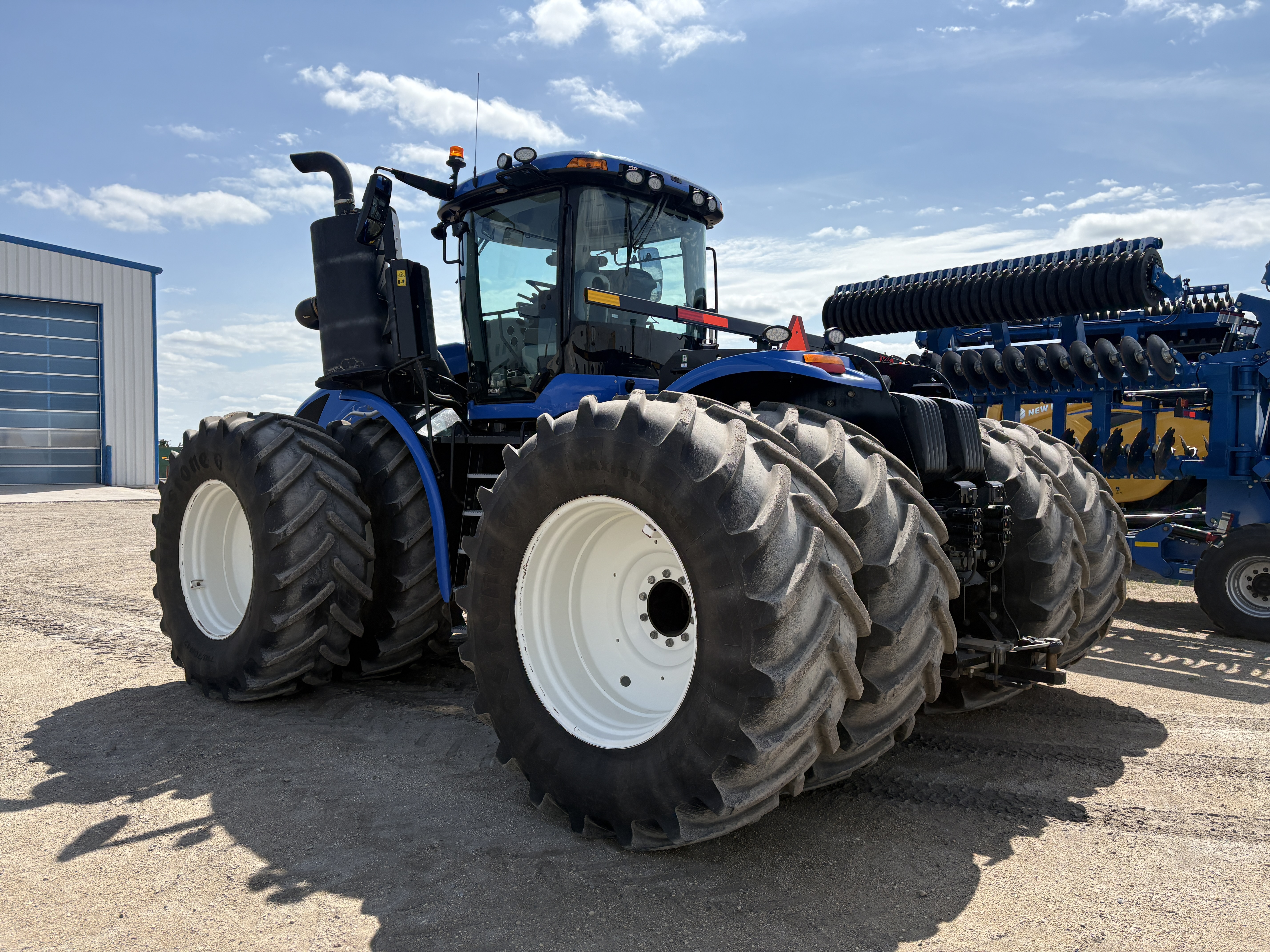 2023 New Holland T9.435HD Tractor 4WD
