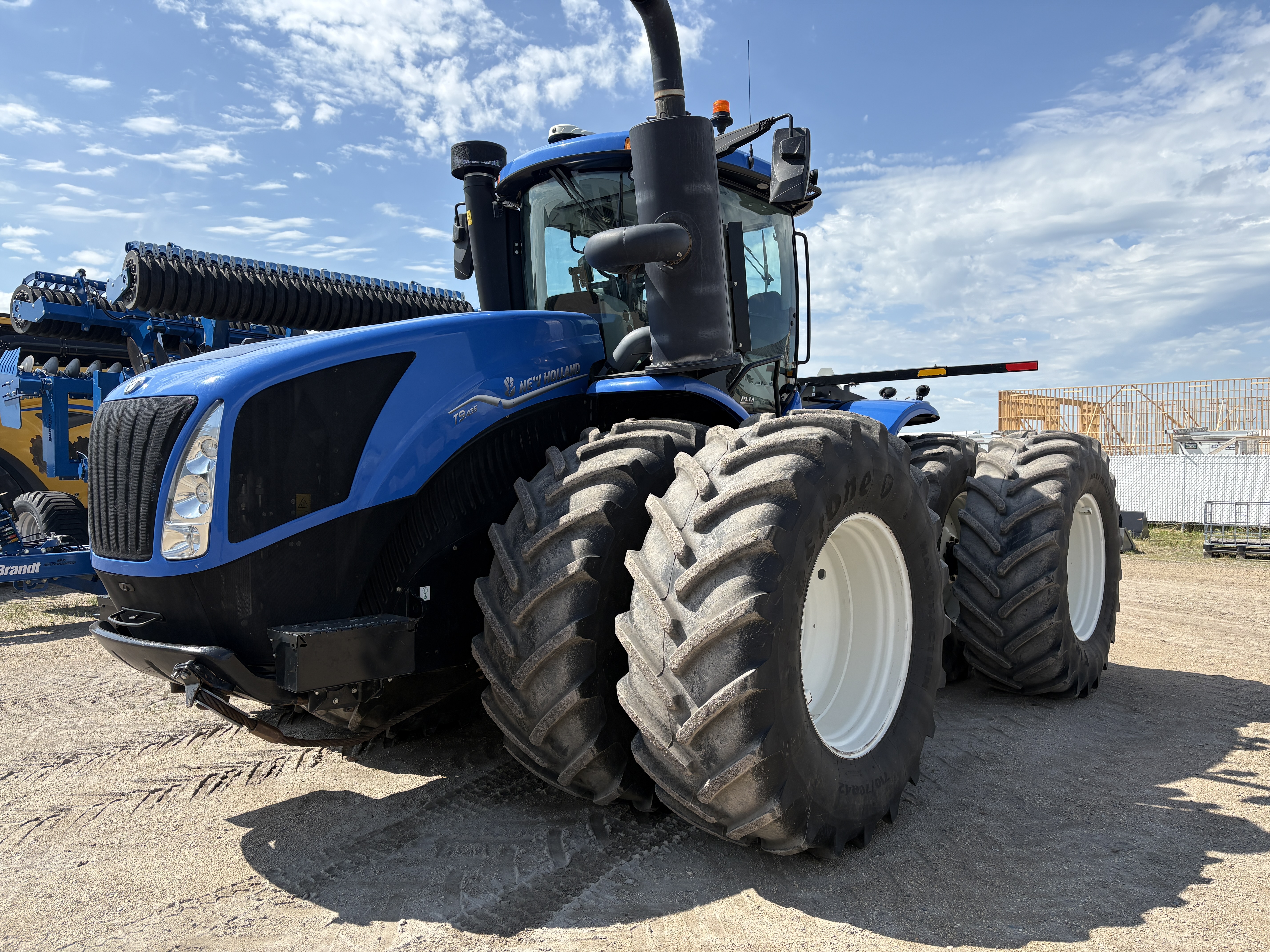 2023 New Holland T9.435HD Tractor 4WD
