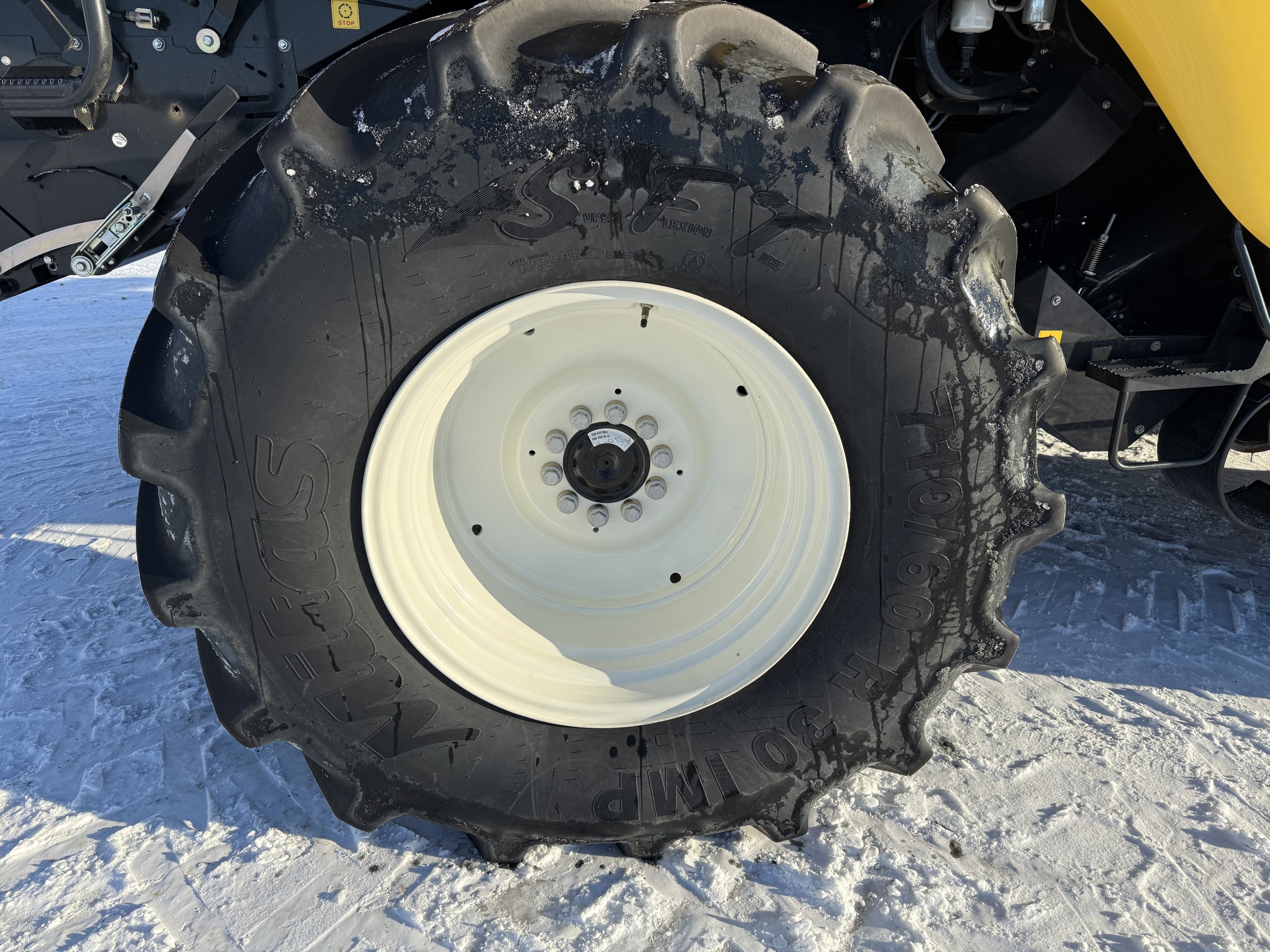 2018 New Holland CR8.90Z Combine