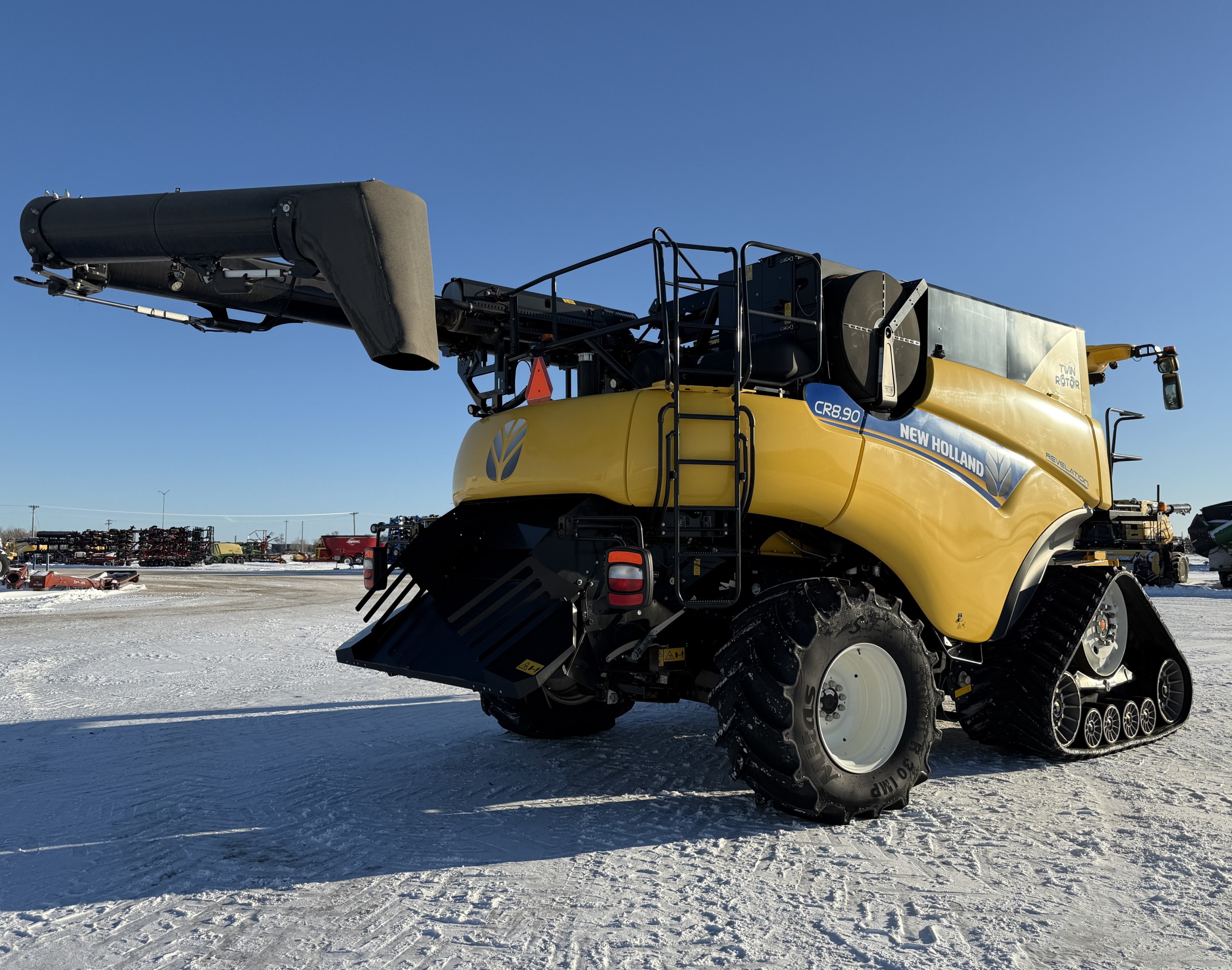 2018 New Holland CR8.90Z Combine